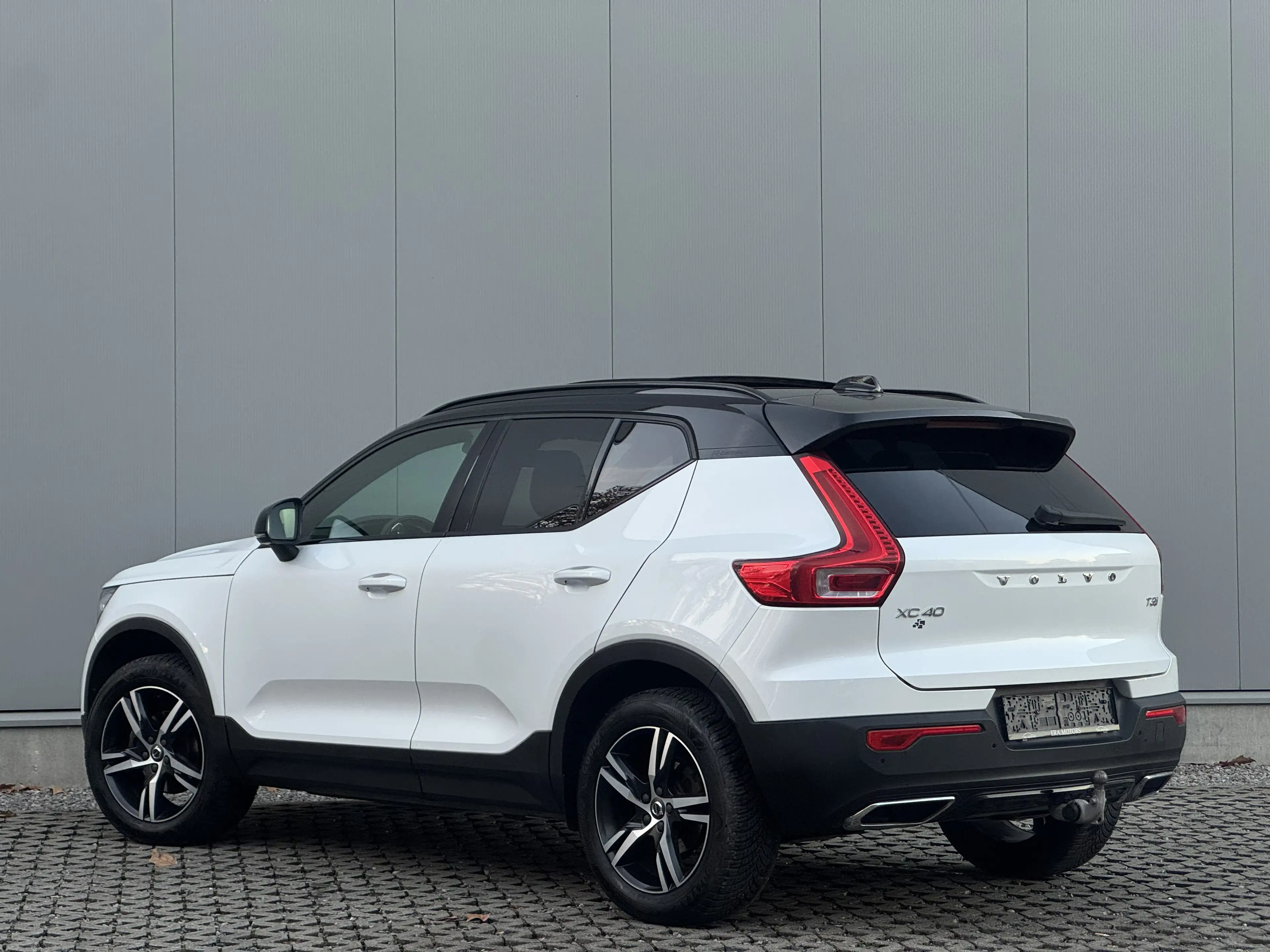 Volvo XC40 XC40 T3 RDesign Pano Leder Camera Garantie * — photo 4
