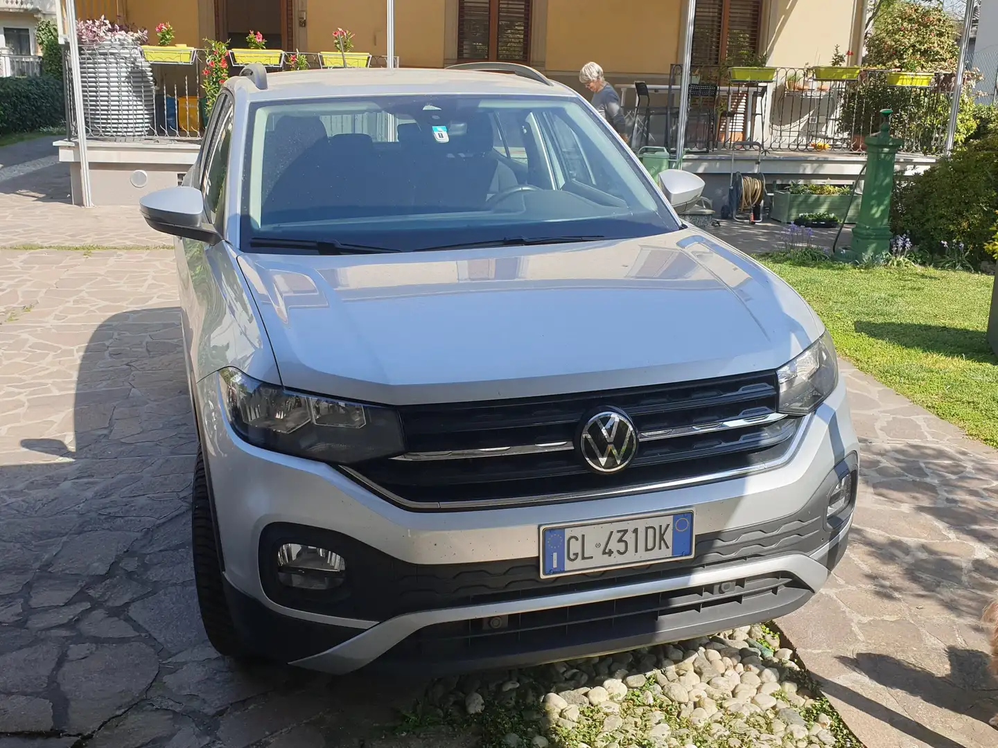 Volkswagen T-Cross 1.0 TSI Style 110cv DSG Срібний - 1