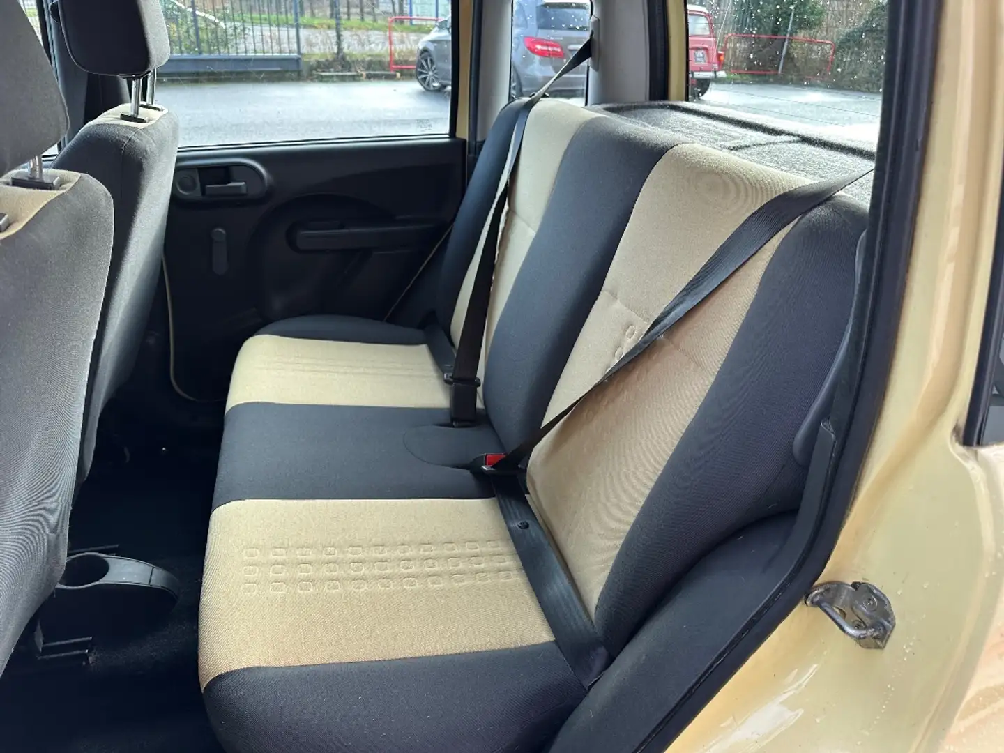 Fiat Panda 1.2 8V 69 ch - 2
