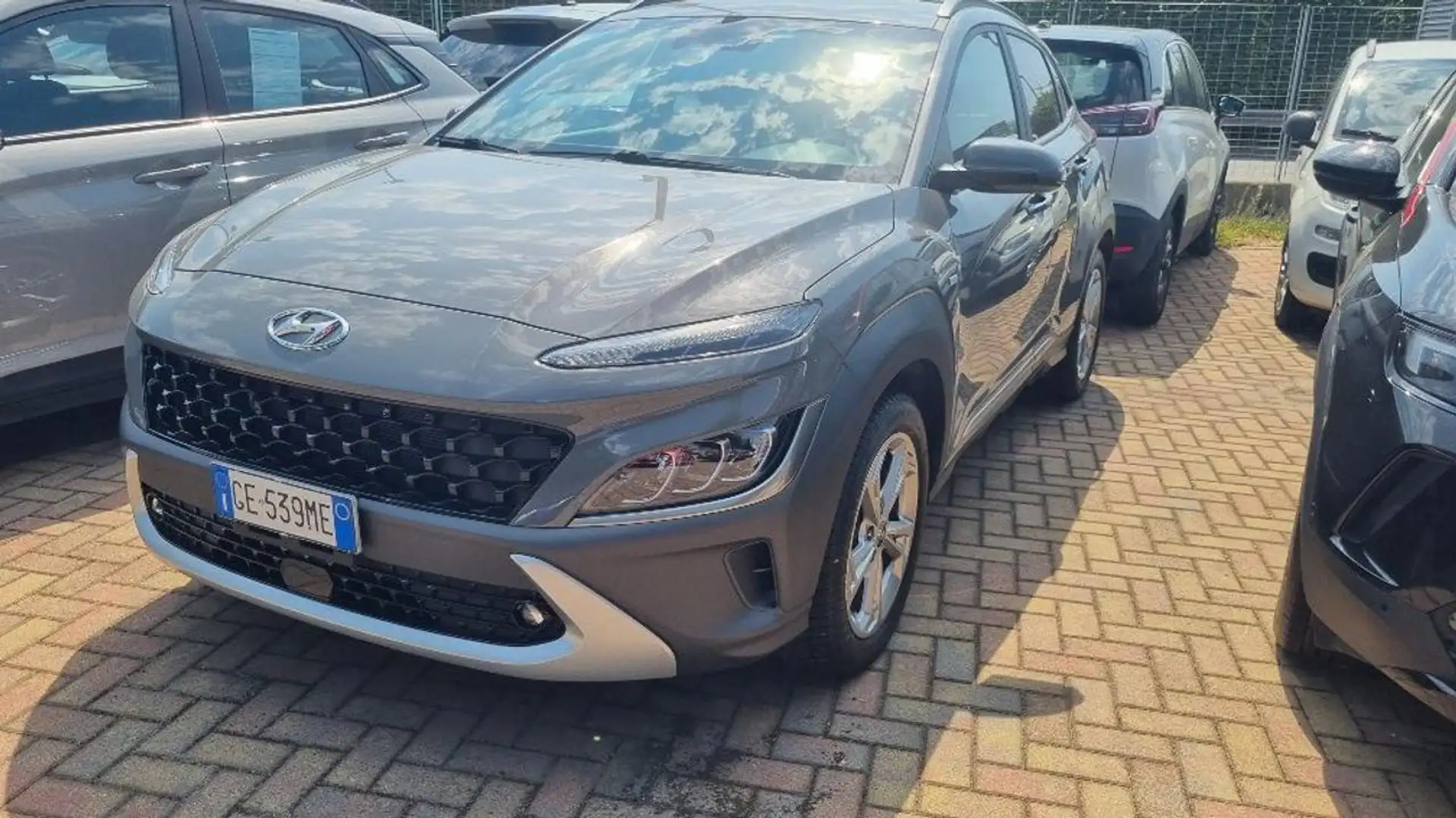 Hyundai KONA 1.6 CRDI Hybrid 48V  XLine Grigio - 2