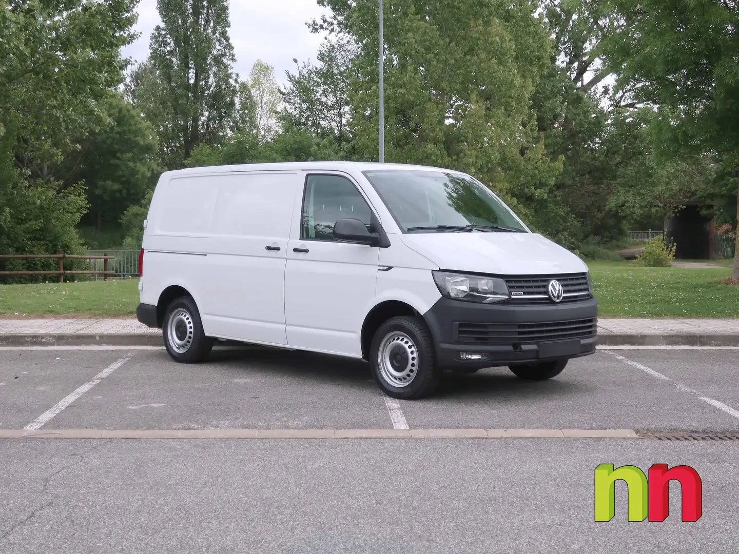 Volkswagen Transporter Furgón 2.0TDI SCR BMT 110kW Blanc - 2