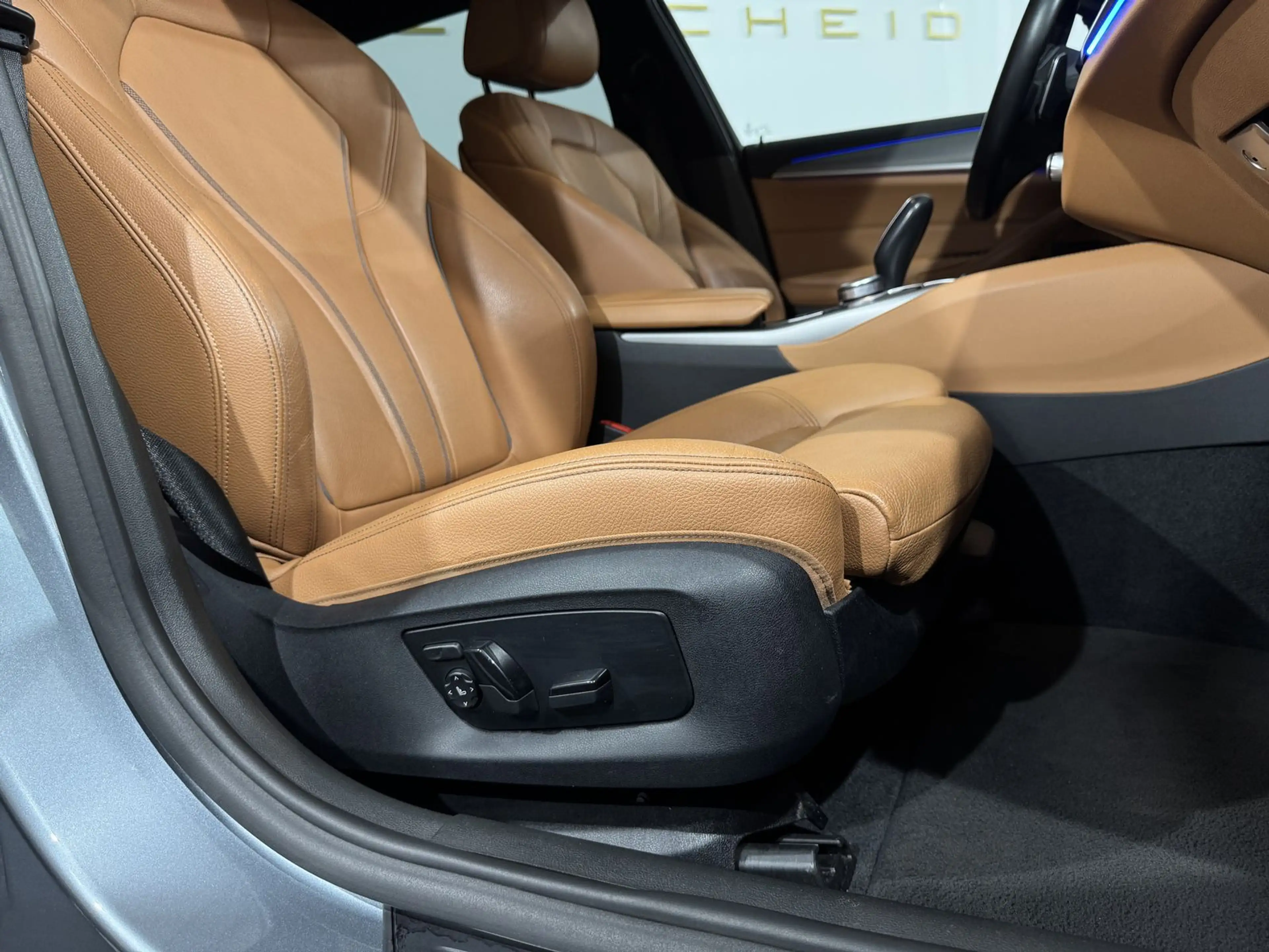 BMW 540 i xDrive Touring M-Sport*Leder*LED*Garantie* — photo 15