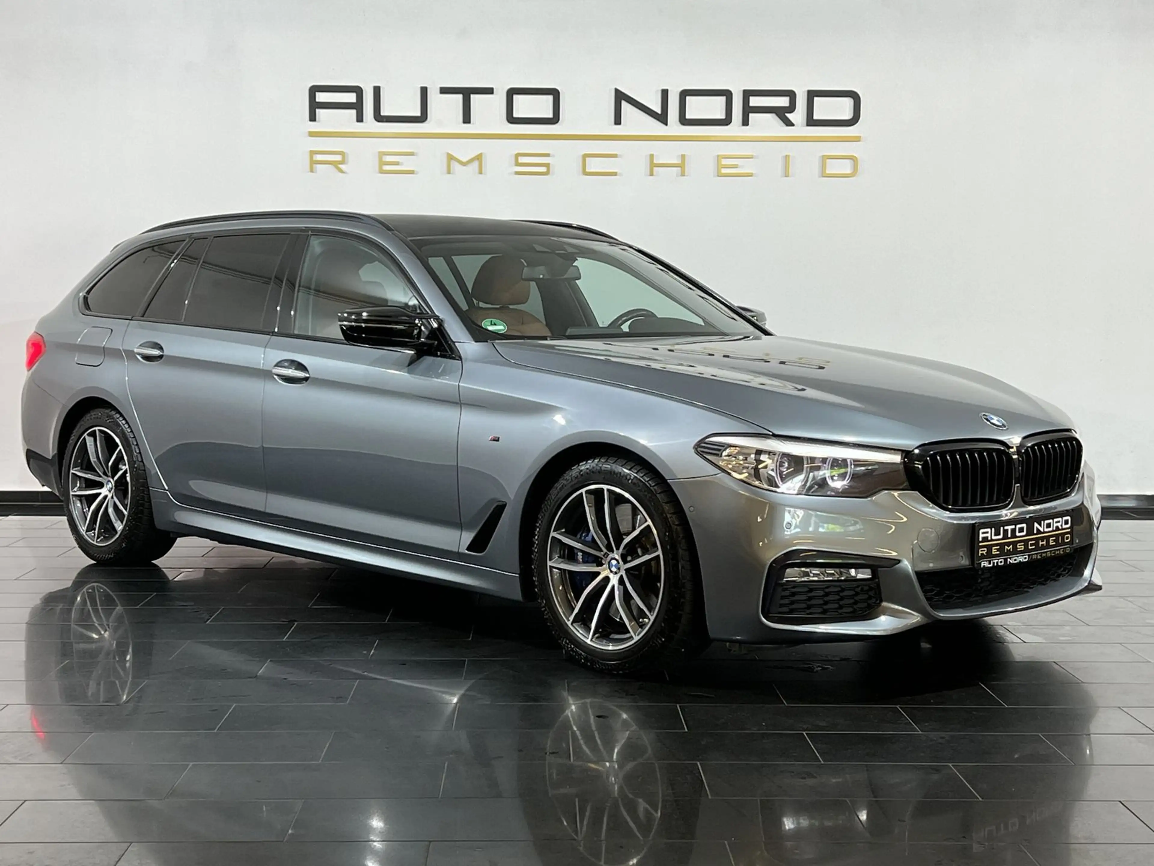 BMW 540 i xDrive Touring M-Sport*Leder*LED*Garantie* — photo 3