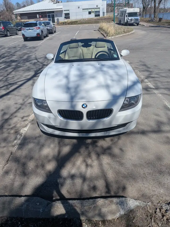 BMW Z4 снимка BMW Z4