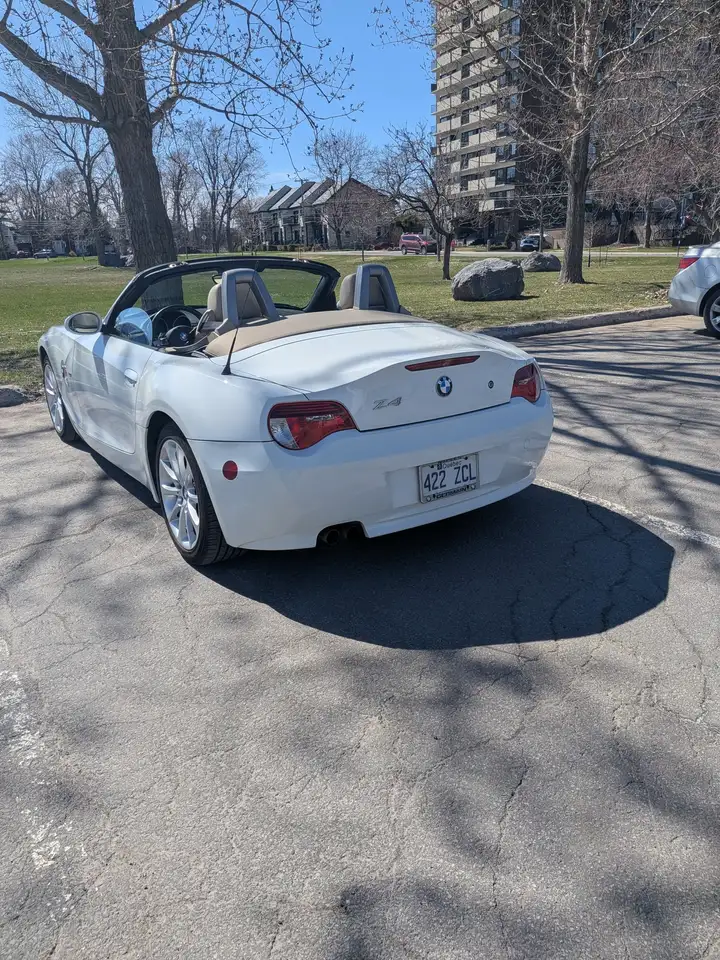 BMW Z4 снимка BMW Z4