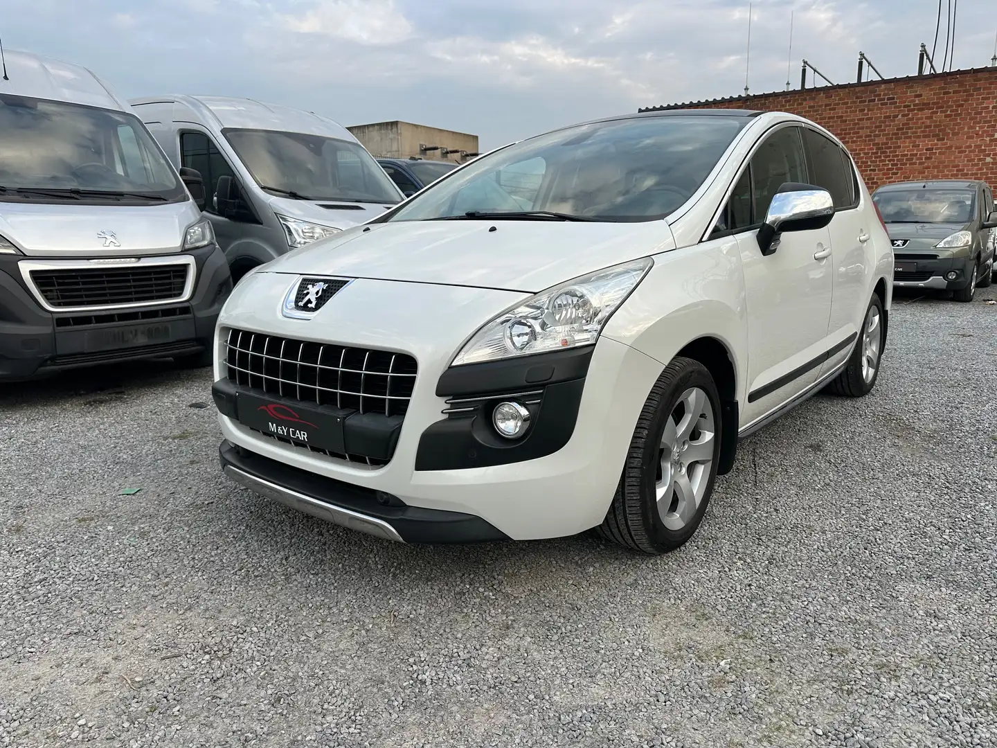 Peugeot 3008 1.6 THP Premium Pack Blanc - 2