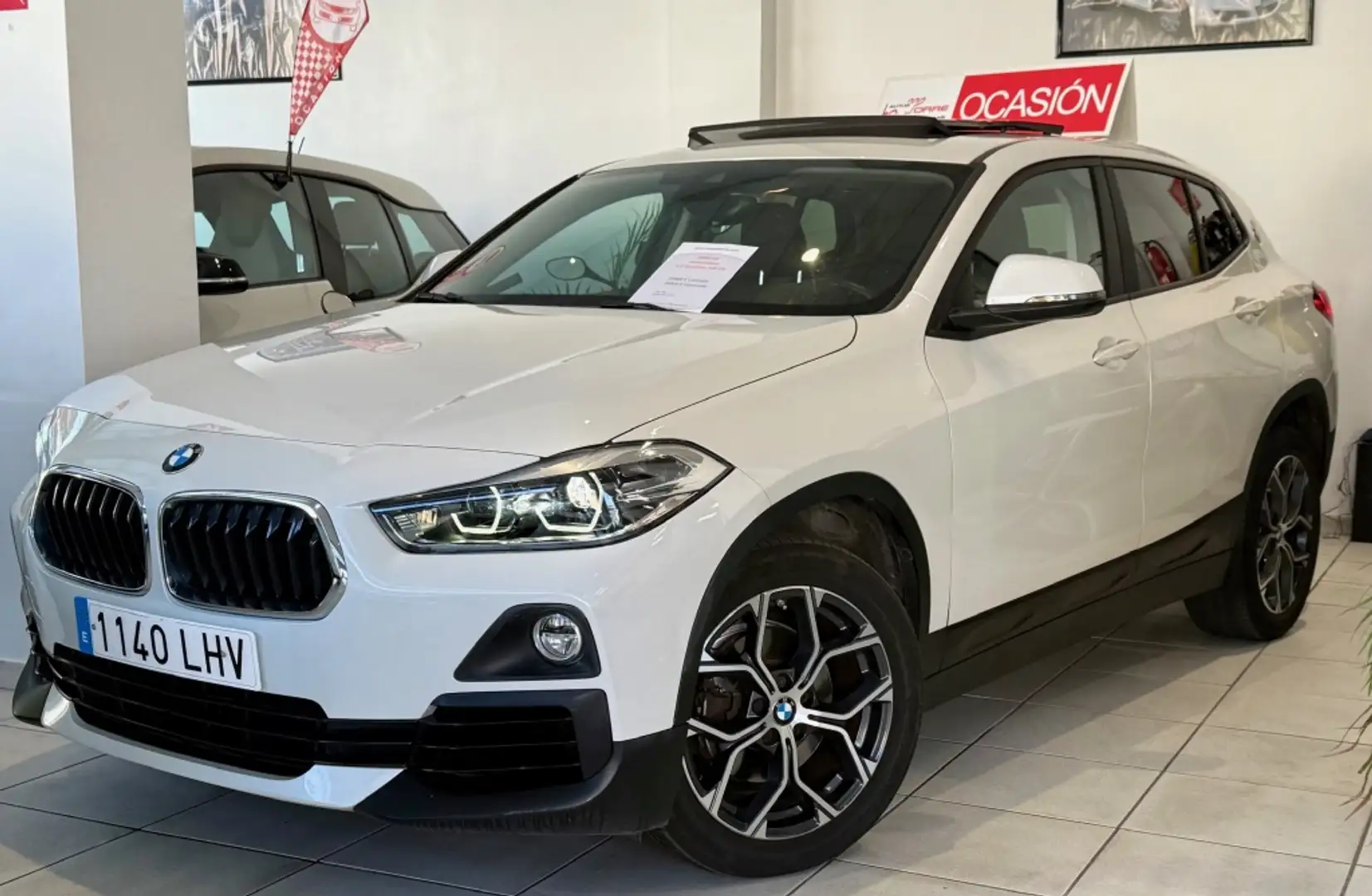 BMW X2 sDrive 18i Bianco - 1