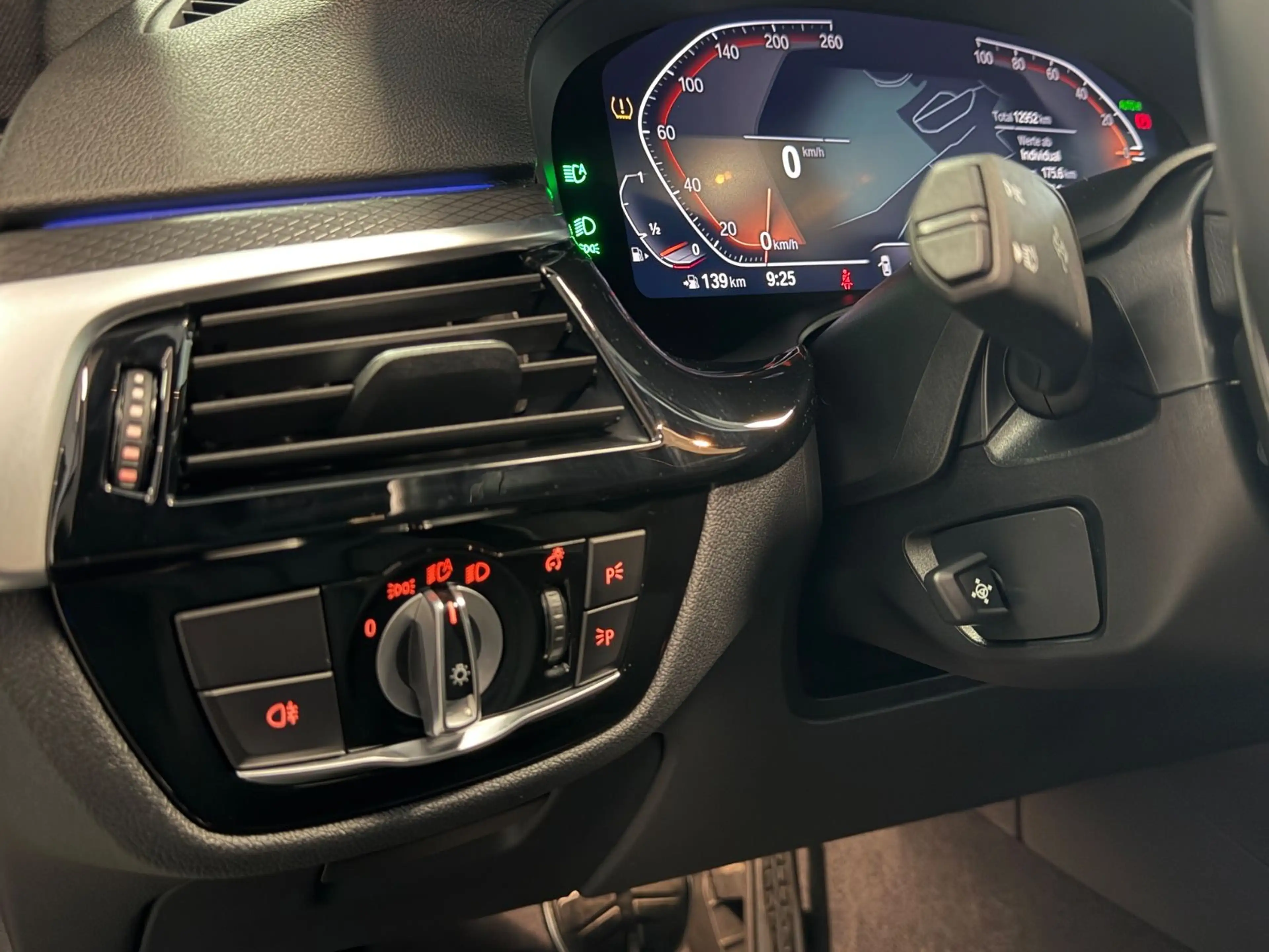 BMW 540 i Lim*M Sport Plus*Laser*Soft-Close*Shadow* — photo 14