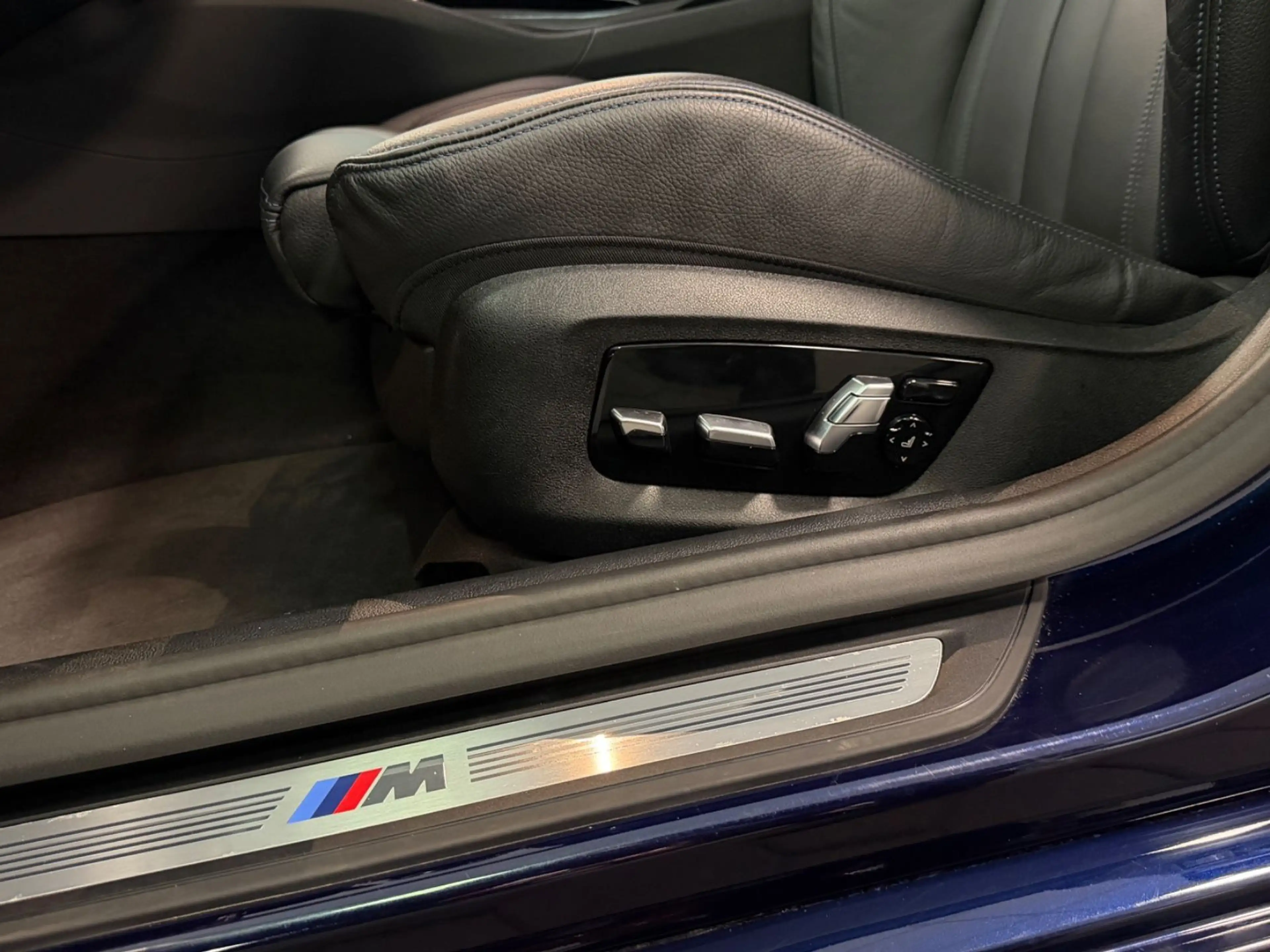 BMW 540 i Lim*M Sport Plus*Laser*Soft-Close*Shadow* — photo 11