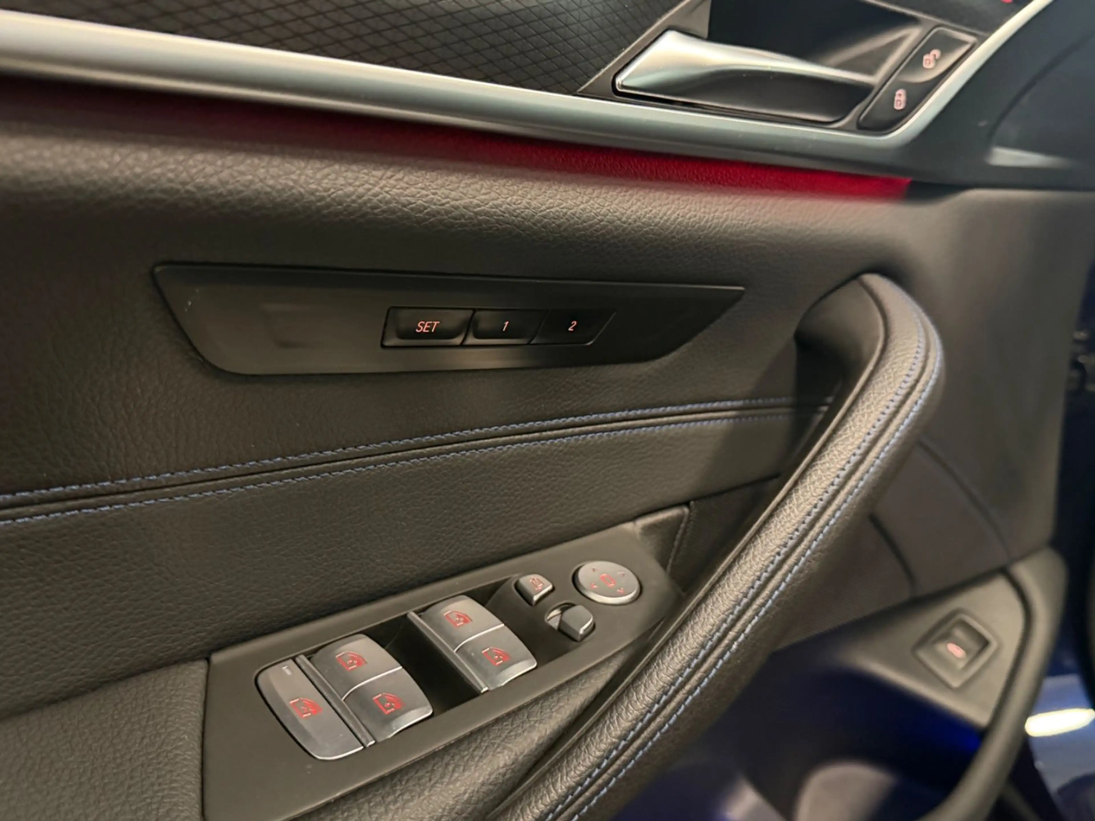 BMW 540 i Lim*M Sport Plus*Laser*Soft-Close*Shadow* — photo 13