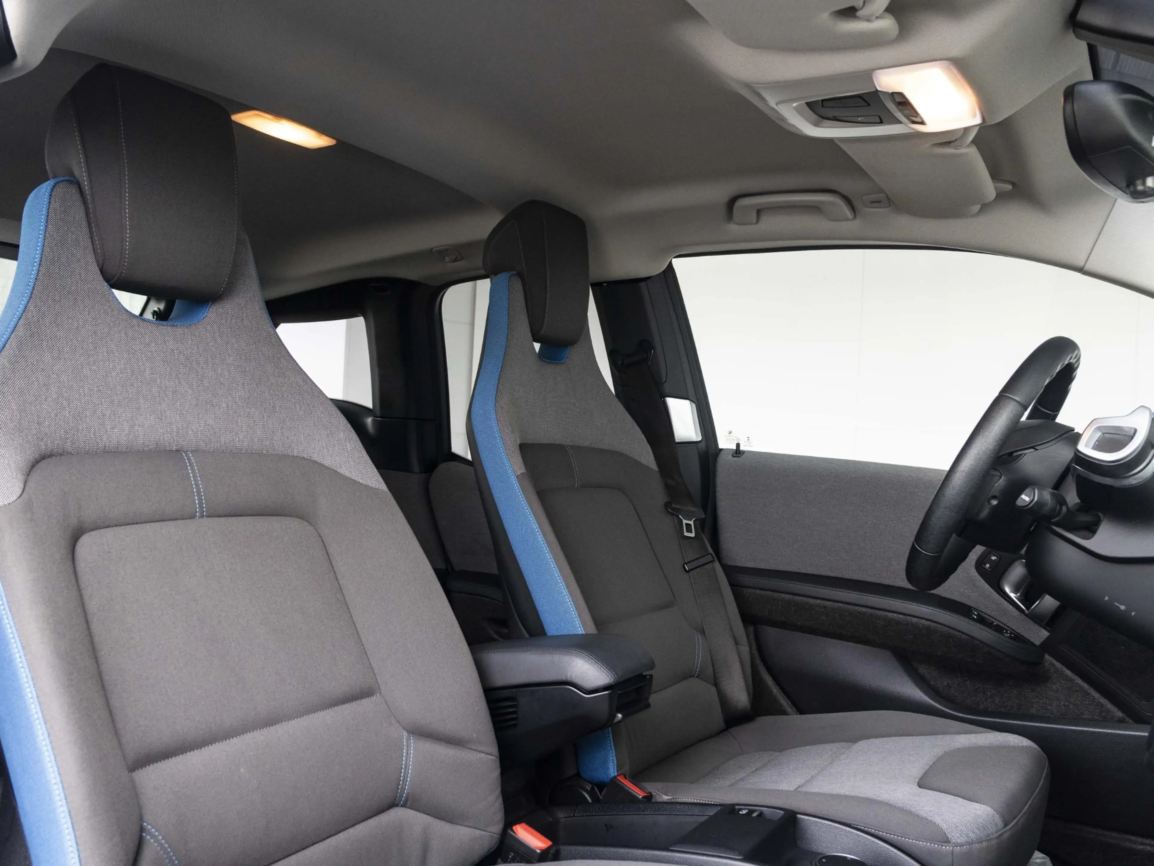 BMW i3 120ah | Executive Edition | Achteruitrijcamera | 2 — photo 4