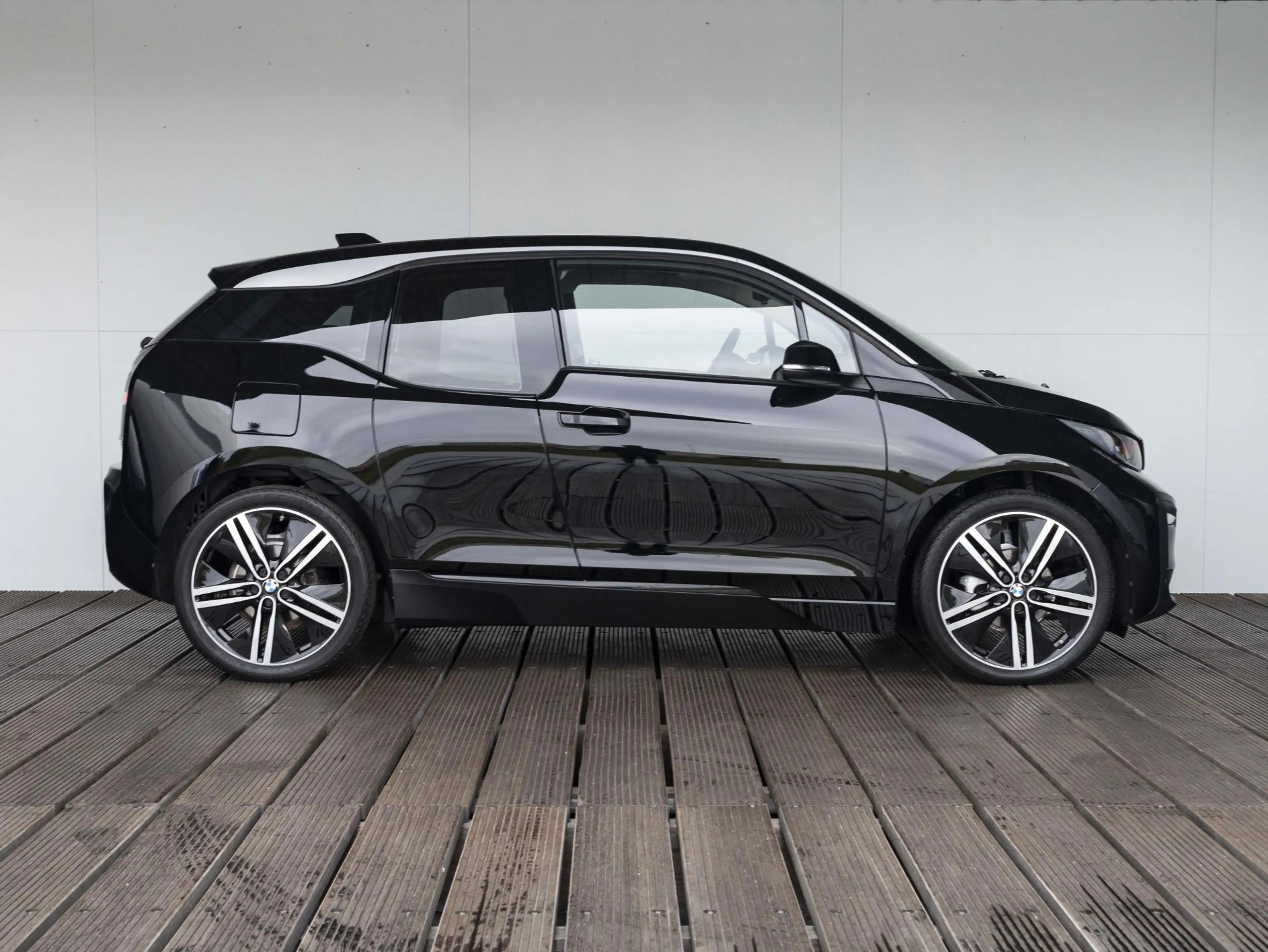 BMW i3 120ah | Executive Edition | Achteruitrijcamera | 2 — photo 7