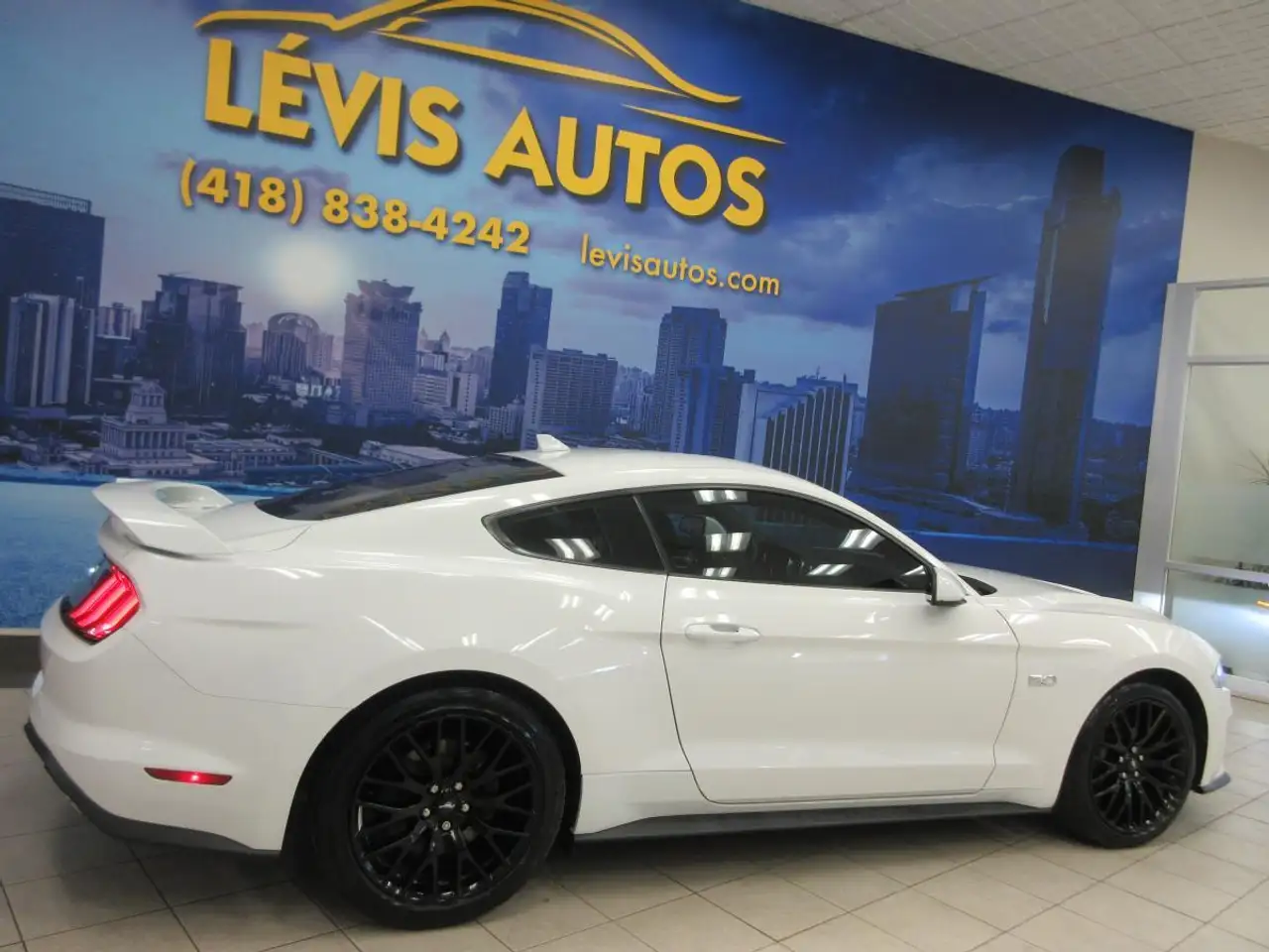 Ford Mustang снимка Ford Mustang