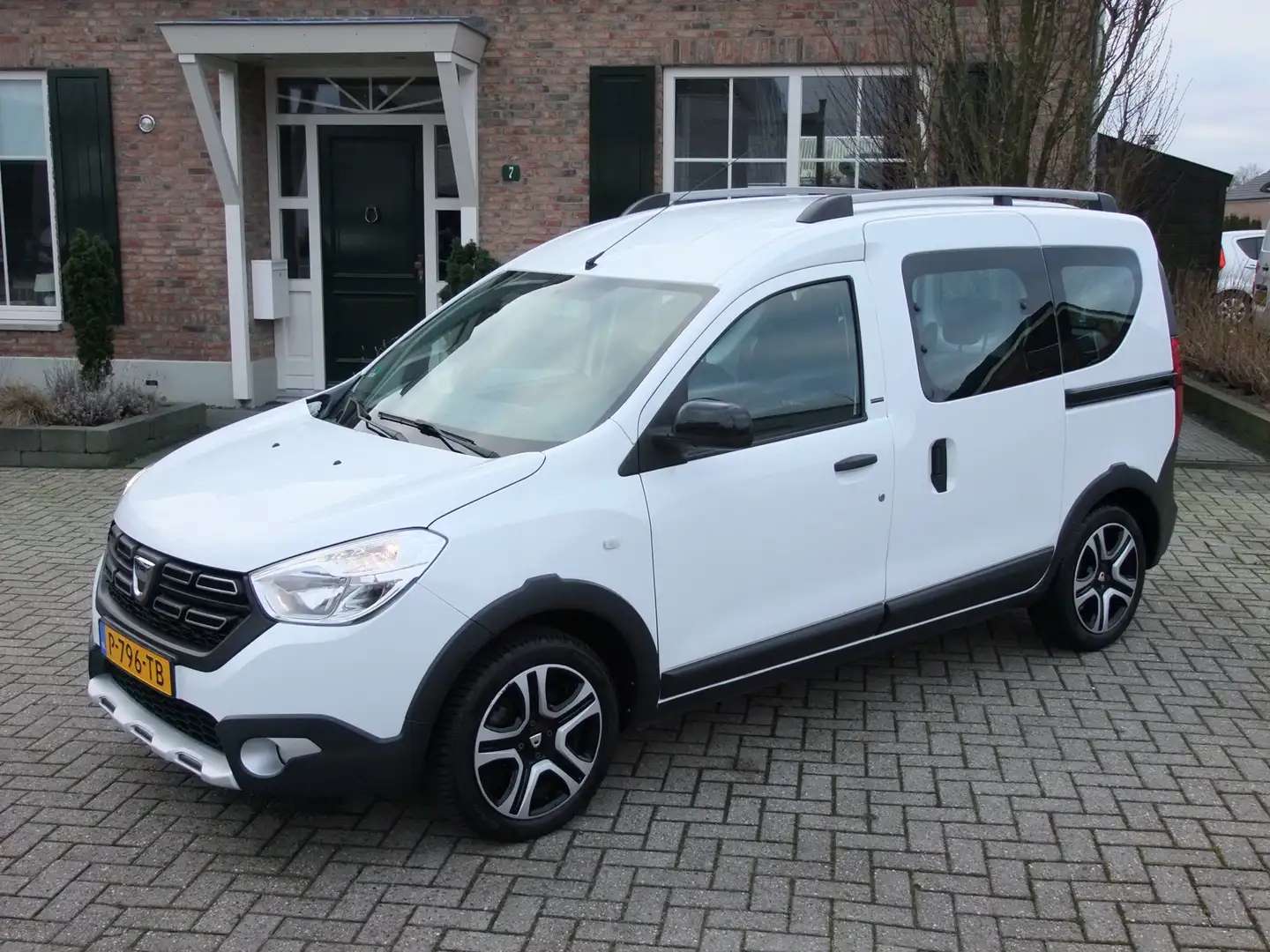 Dacia Dokker 1.2 TCe S&S Stepway , Navi , Pdc , Stoelverwarming Weiß - 1