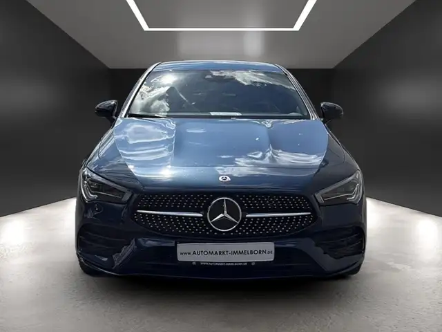 Mercedes-Benz Cla view 8