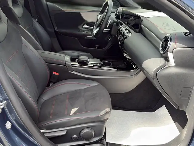 Mercedes-Benz Cla view 14