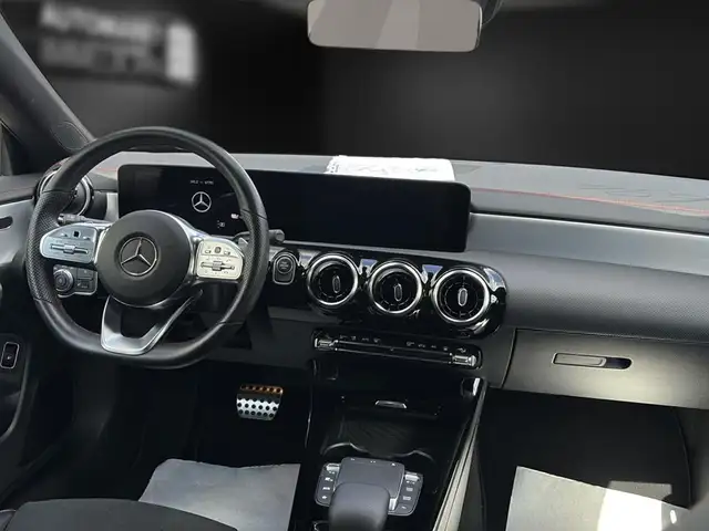 Mercedes-Benz Cla view 15