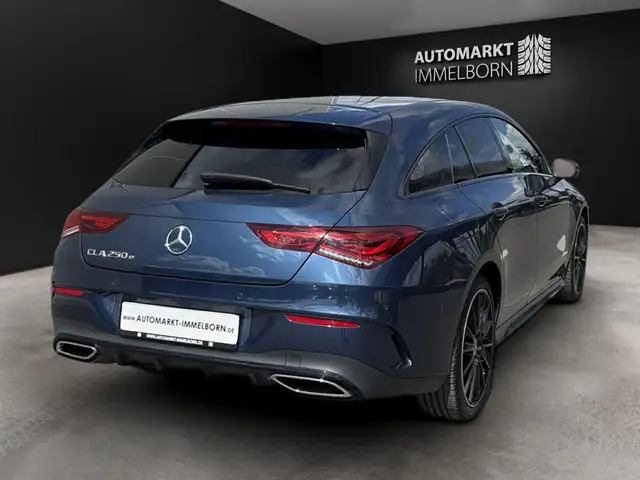 Mercedes-Benz Cla view 11