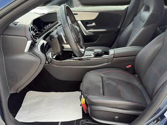 Mercedes-Benz Cla view 13