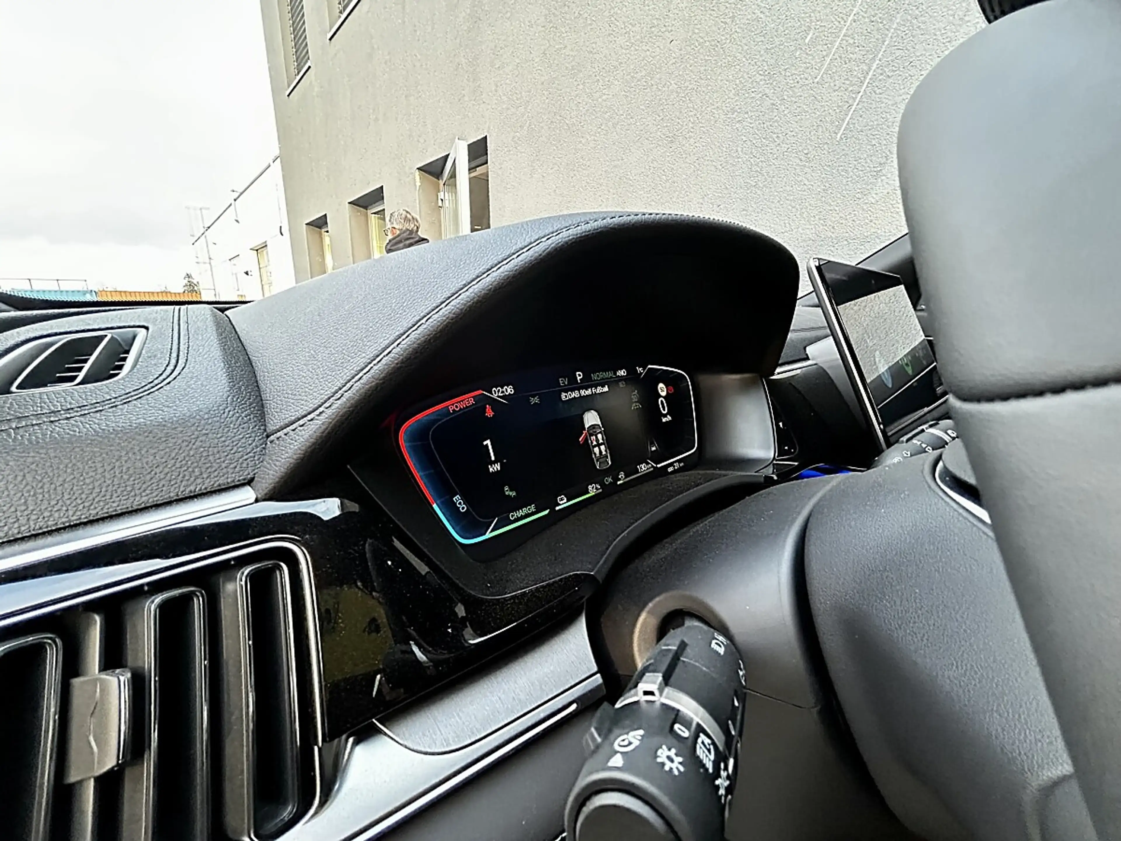 BYD Seal U DM-i PHEV 18,3kWh AWD Design LEASING AKTION — photo 12