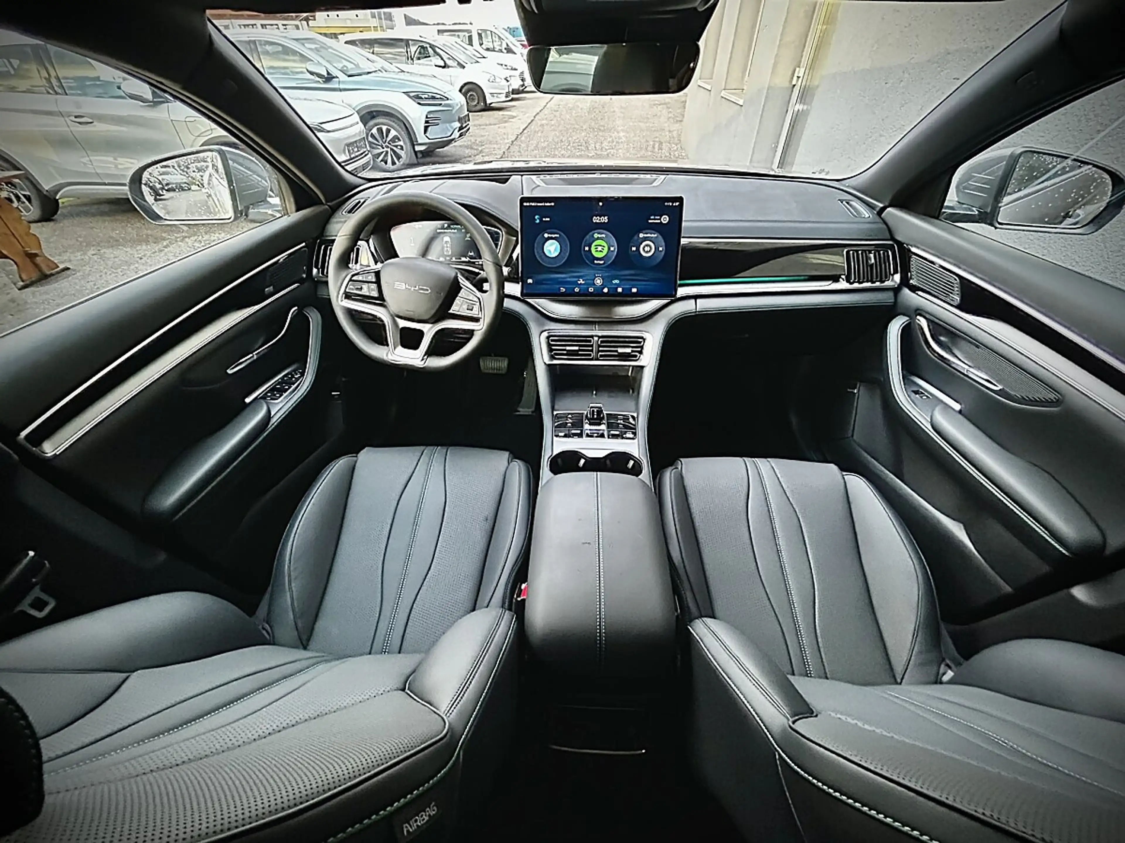 BYD Seal U DM-i PHEV 18,3kWh AWD Design LEASING AKTION — photo 9