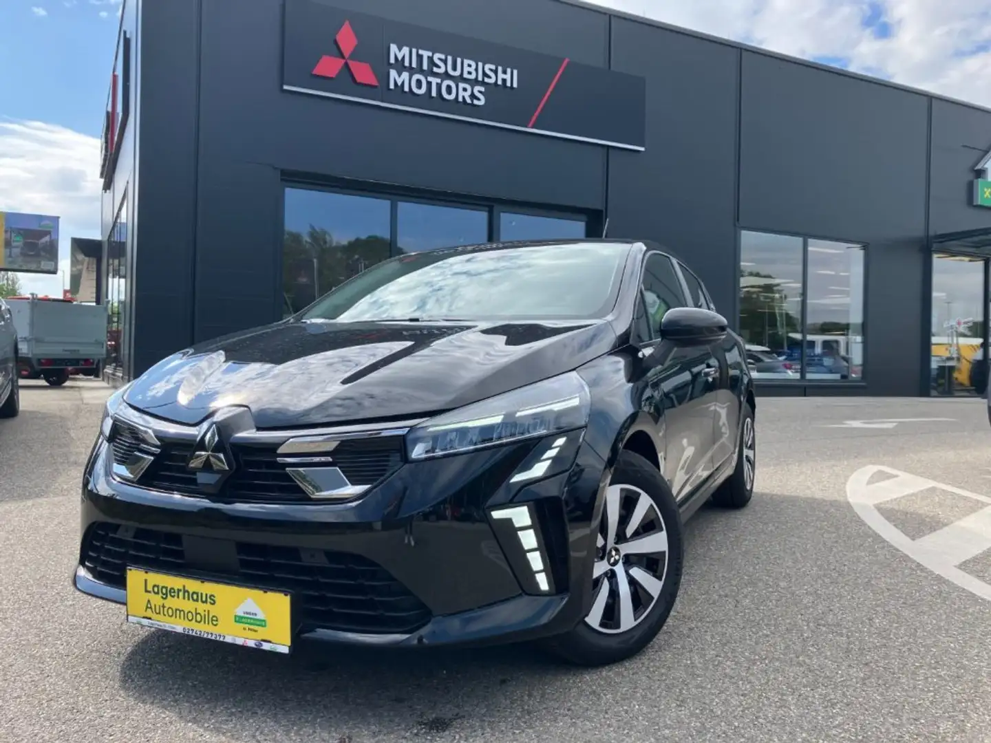 Mitsubishi Colt 1,0 MPI Invite C 25 Schwarz - 1