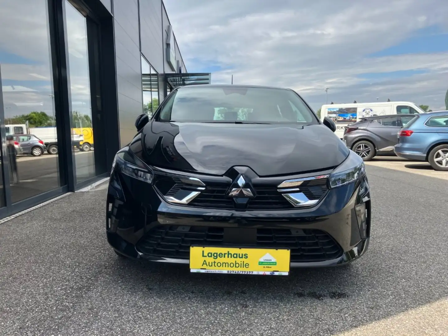 Mitsubishi Colt 1,0 MPI Invite C 25 Schwarz - 2