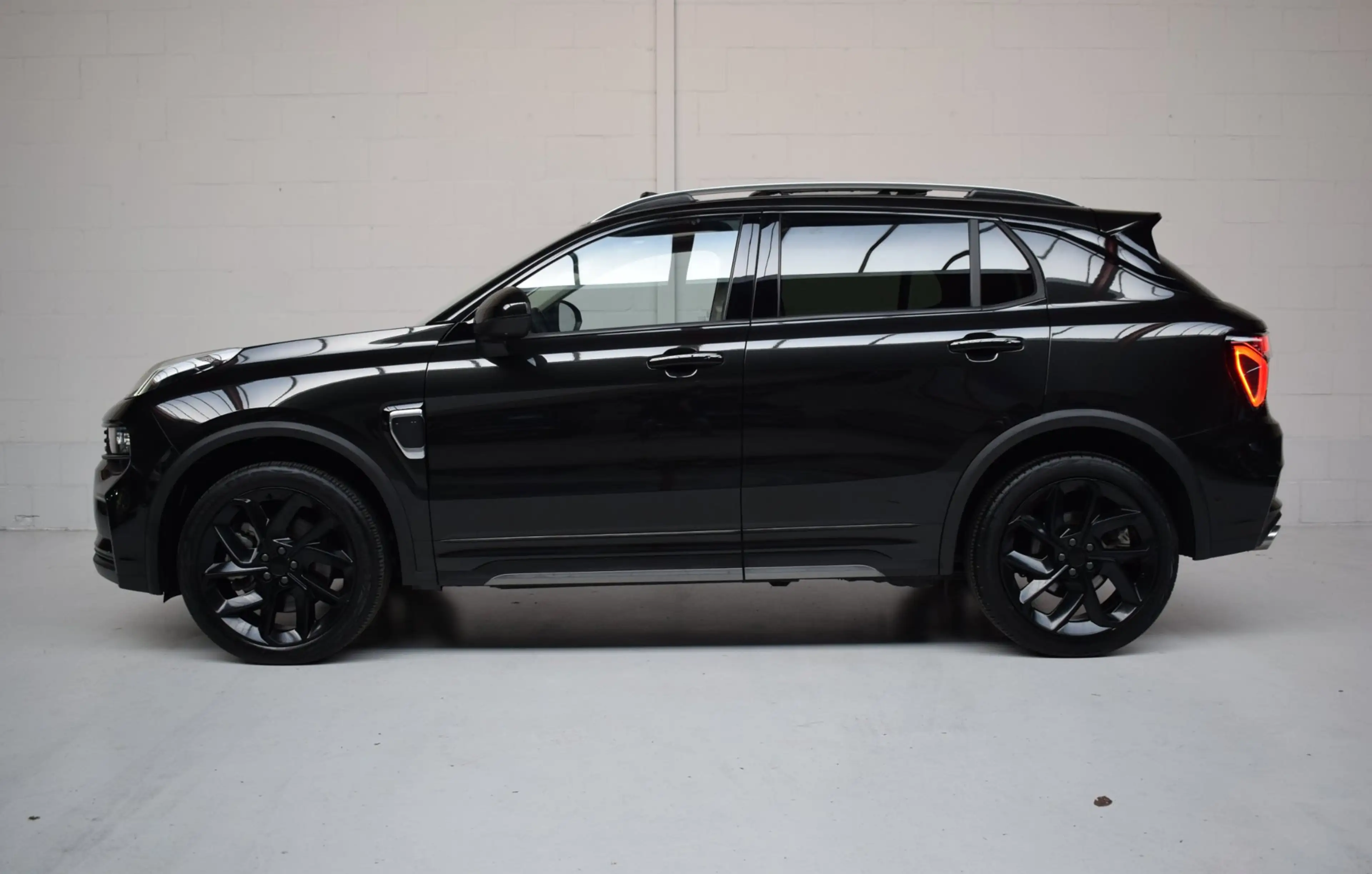 Lynk & Co 01 1.5 PHEV BLACK-EDITION / TREKHAAK / VIRTUAL / 360 — photo 29