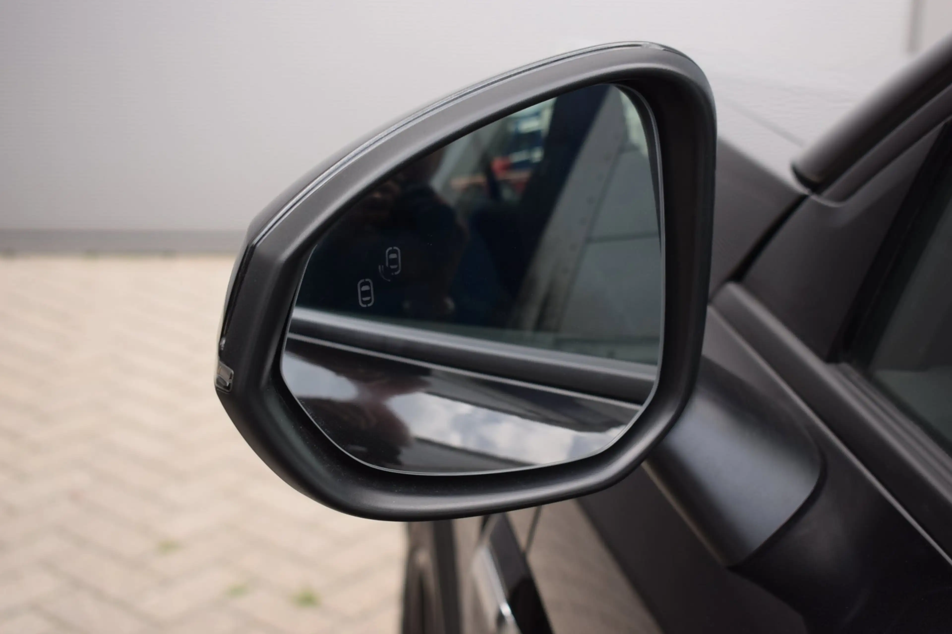 Lynk & Co 01 1.5 PHEV BLACK-EDITION / TREKHAAK / VIRTUAL / 360 — photo 35