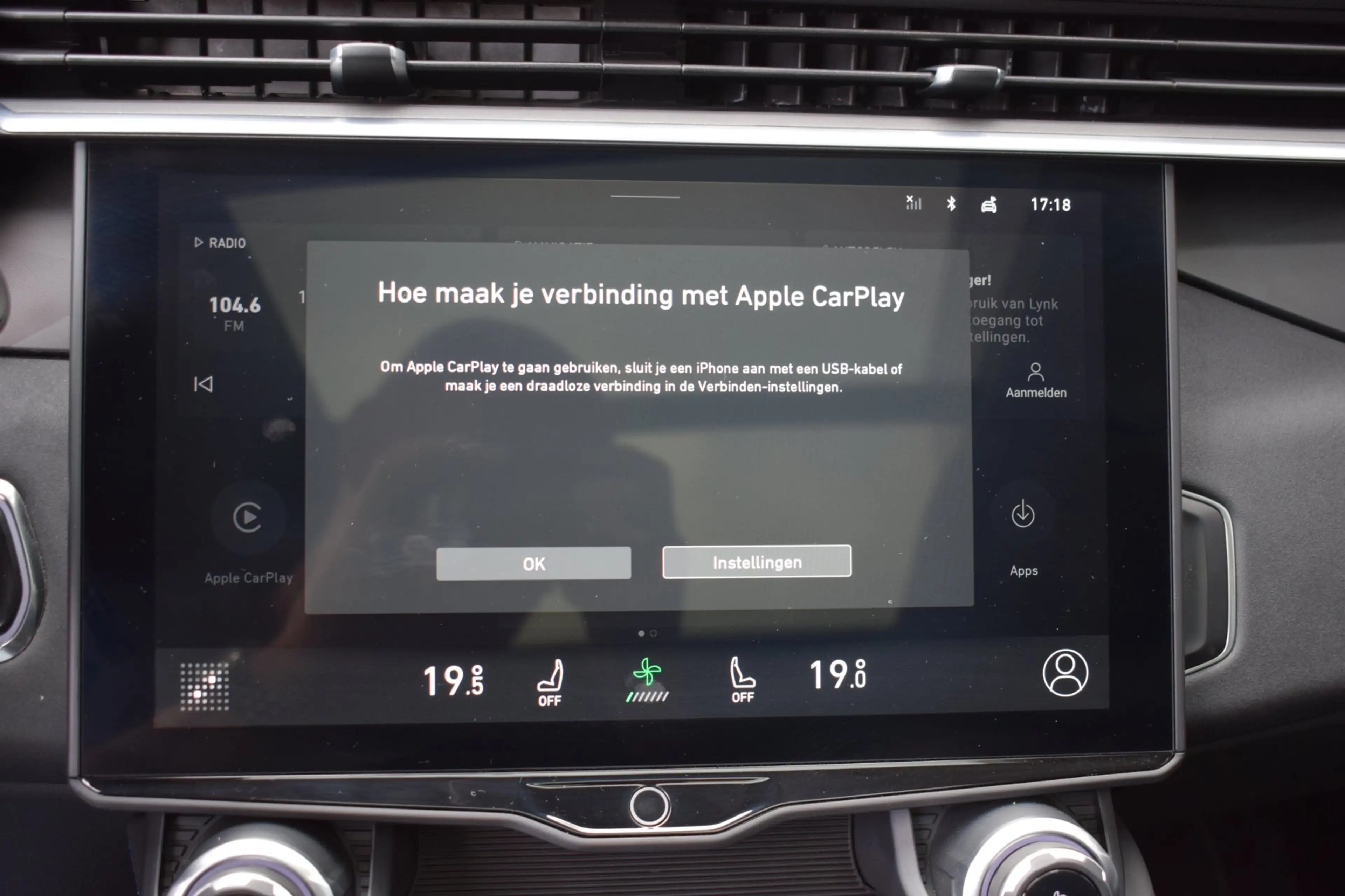 Lynk & Co 01 1.5 PHEV BLACK-EDITION / TREKHAAK / VIRTUAL / 360 — photo 21