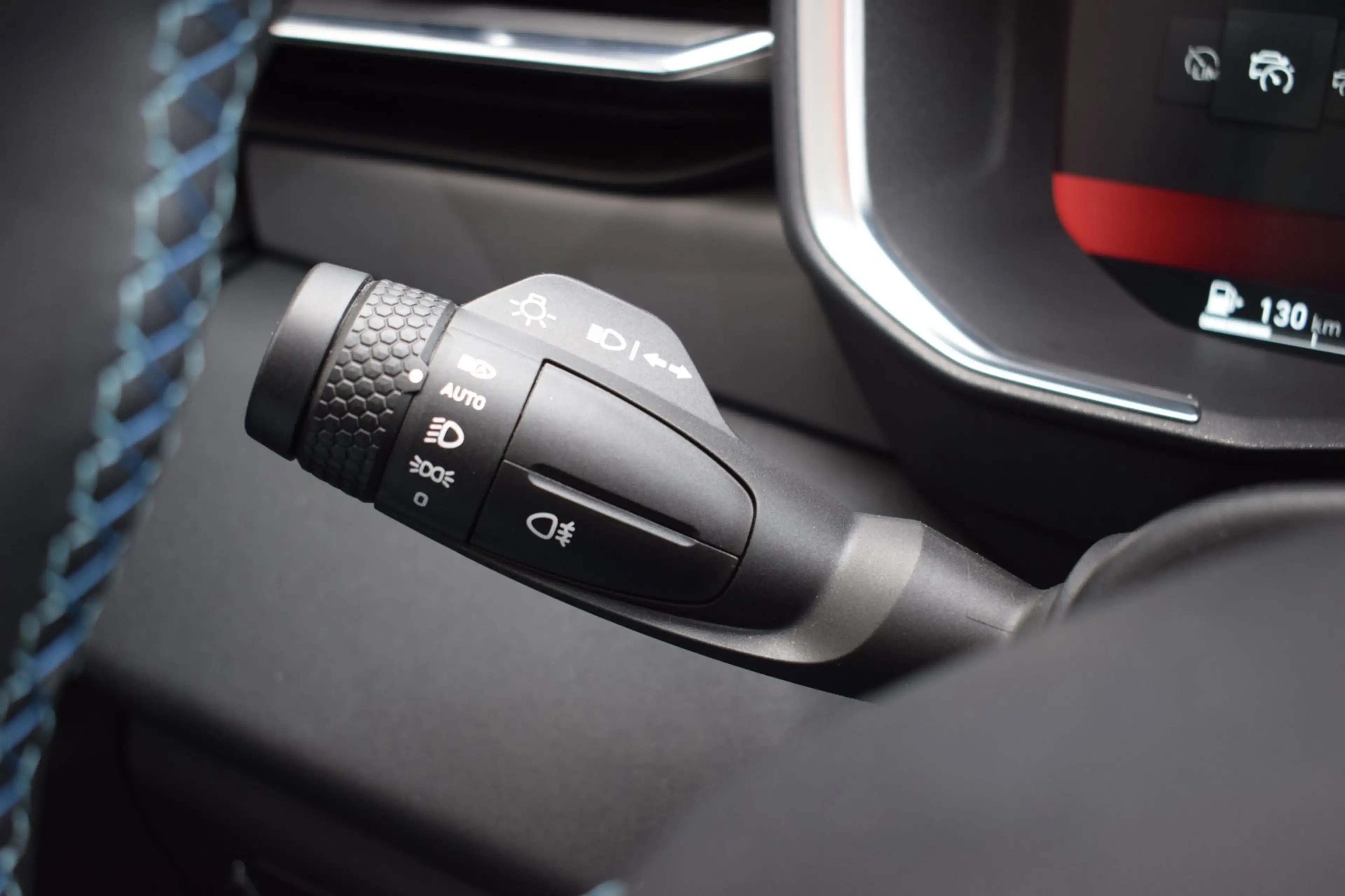 Lynk & Co 01 1.5 PHEV BLACK-EDITION / TREKHAAK / VIRTUAL / 360 — photo 39