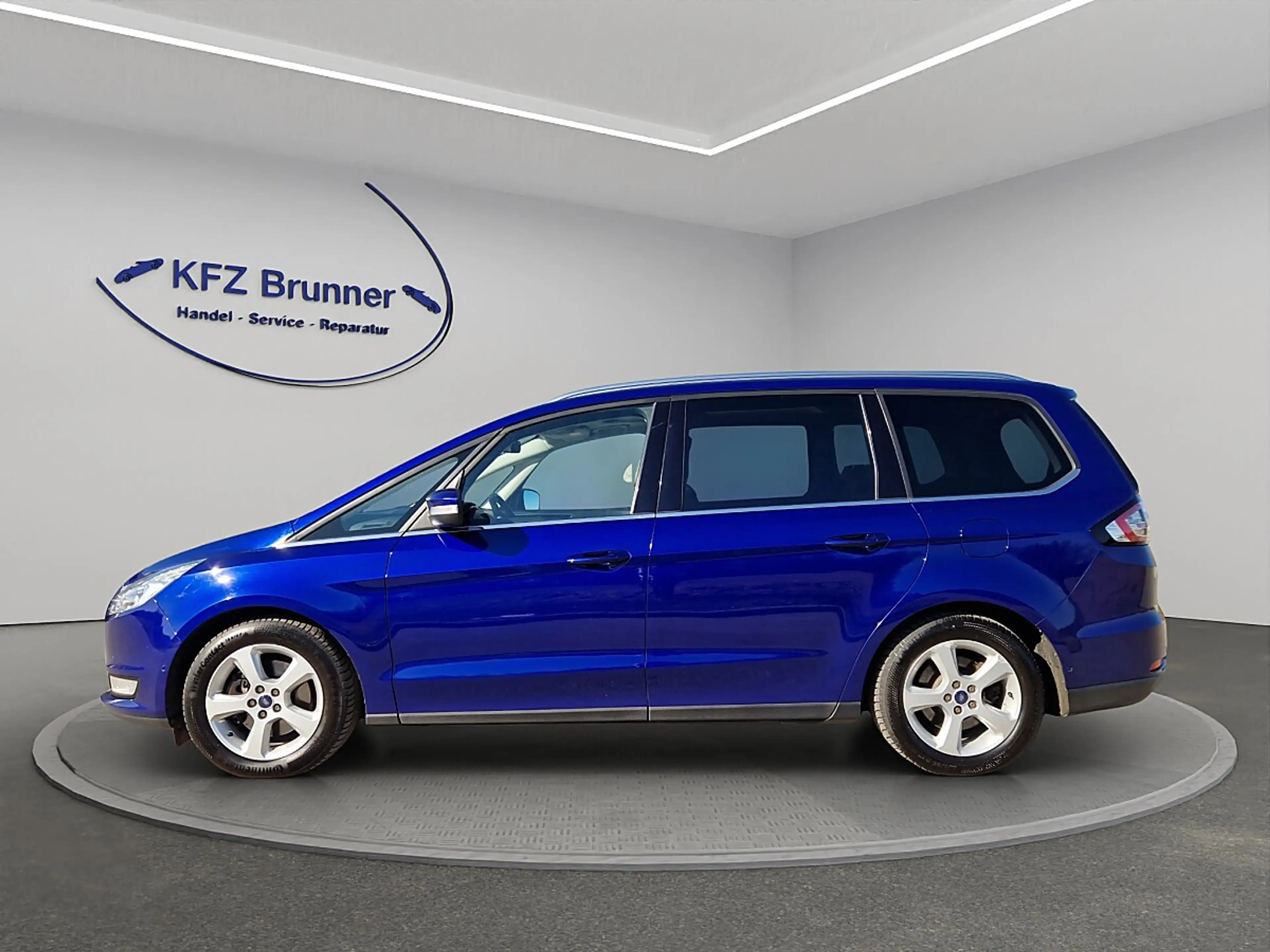 Ford Galaxy **4x4,7-Sitzer,AHK,Pano,LED** — photo 3