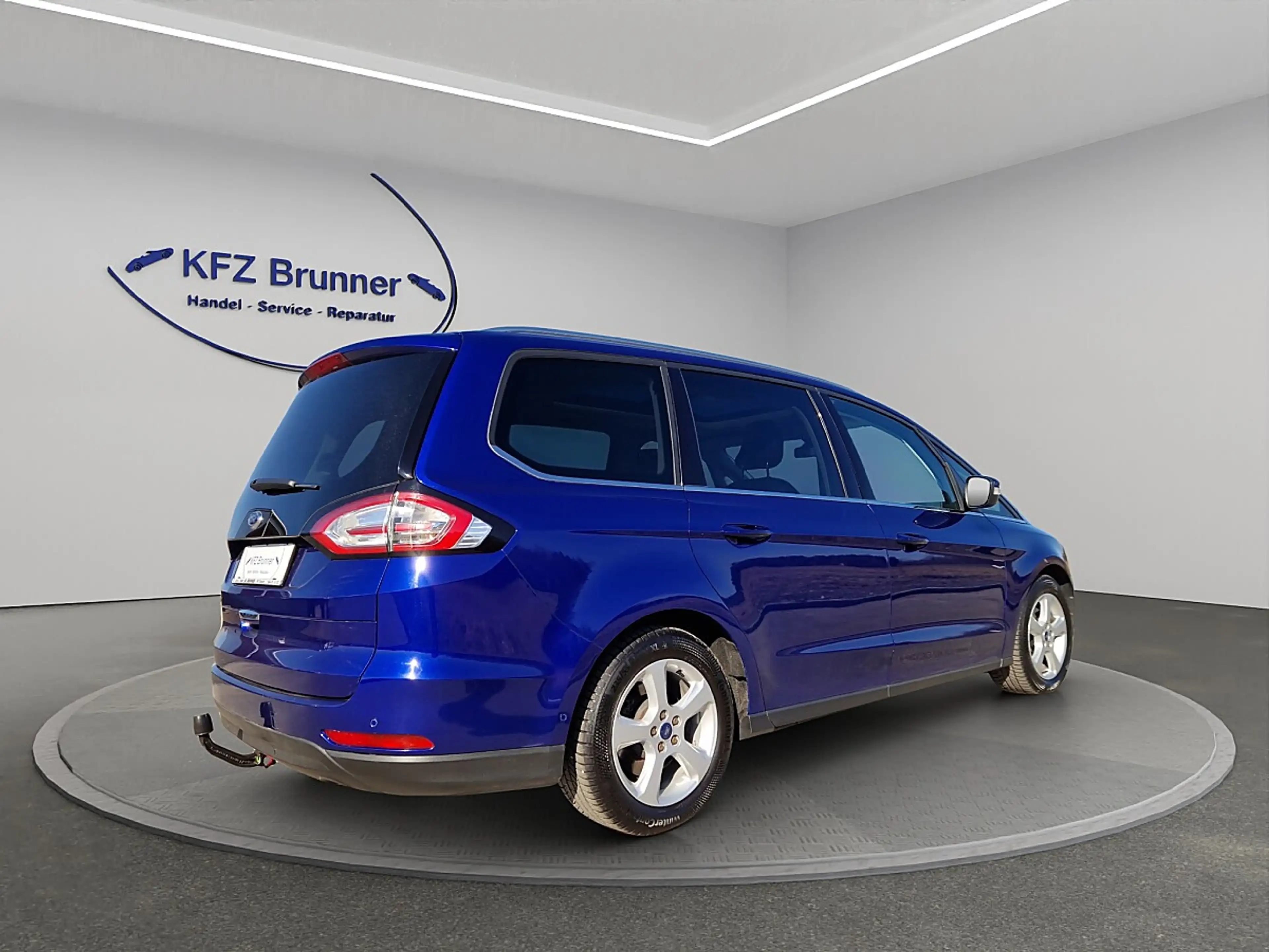 Ford Galaxy **4x4,7-Sitzer,AHK,Pano,LED** — photo 7