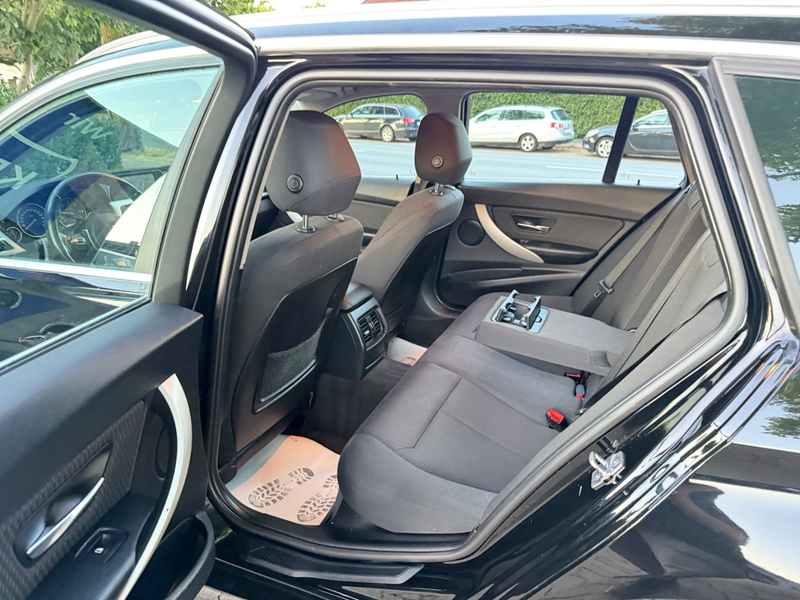 BMW 318 3 Touring 318 d*XENON*NAVI*KLIMATR*ALU*PDC* — photo 13