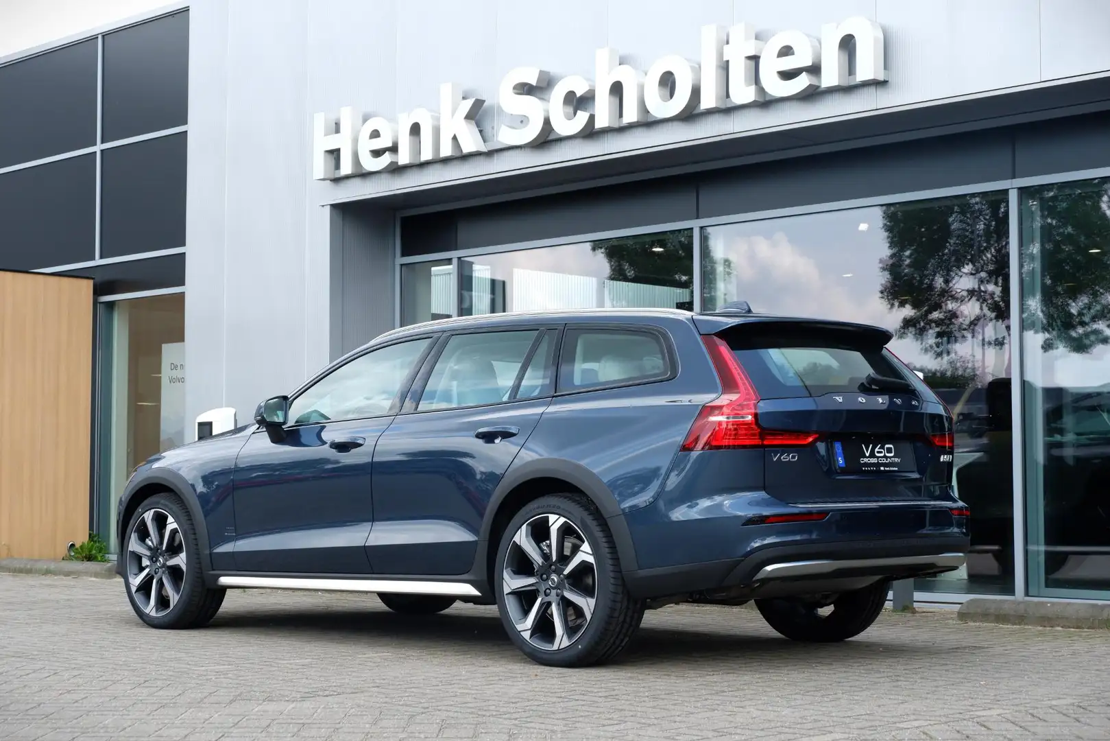 Volvo V60 Cross Country B5 AWD Plus | Polestar Optimisation | Adaptive Cru Azul - 2