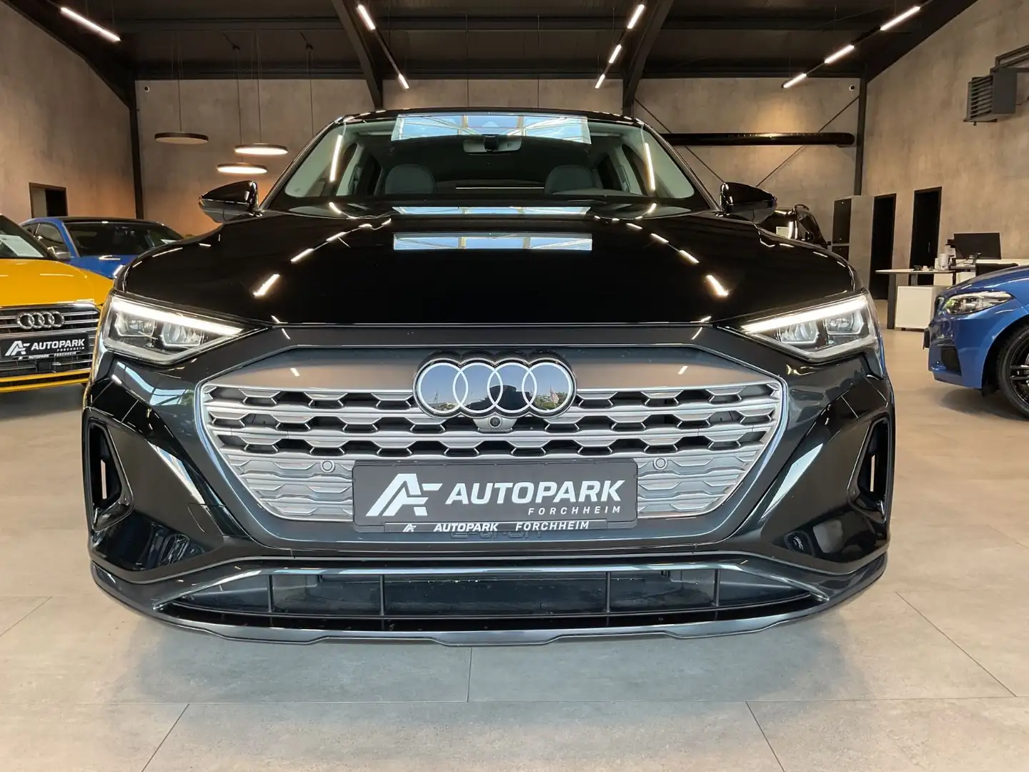Audi Q8 e-tron 55 advanced Matrix Leder Virtual 360° Schwarz - 2
