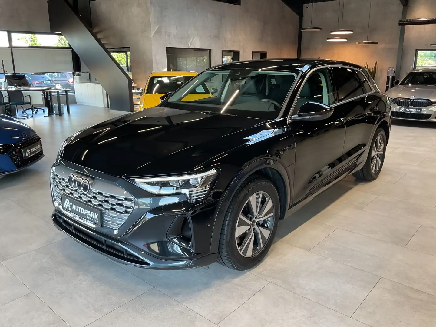 Audi Q8 e-tron 55 advanced Matrix Leder Virtual 360° Schwarz - 1