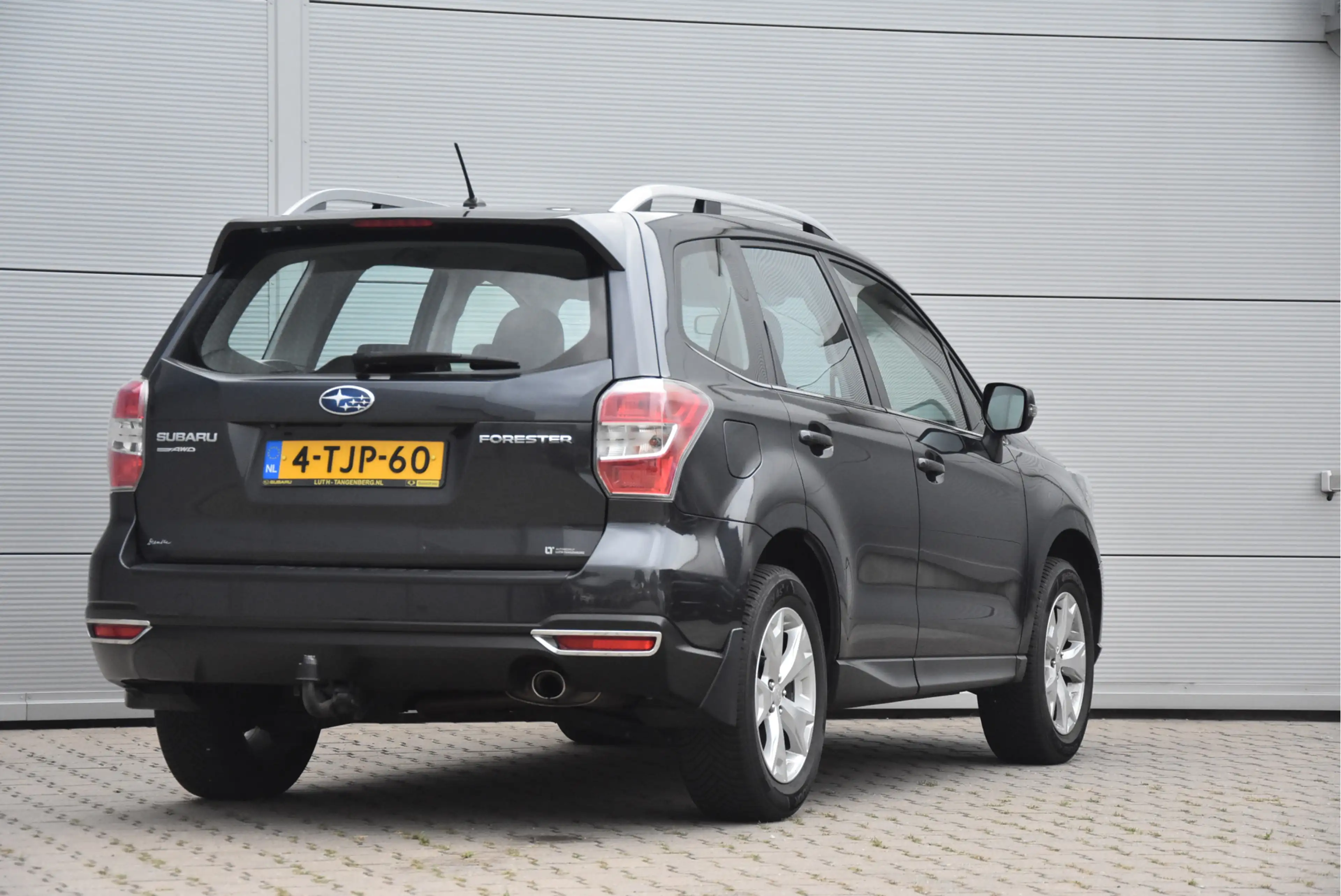 Subaru Forester 2.0 Luxury — photo 5