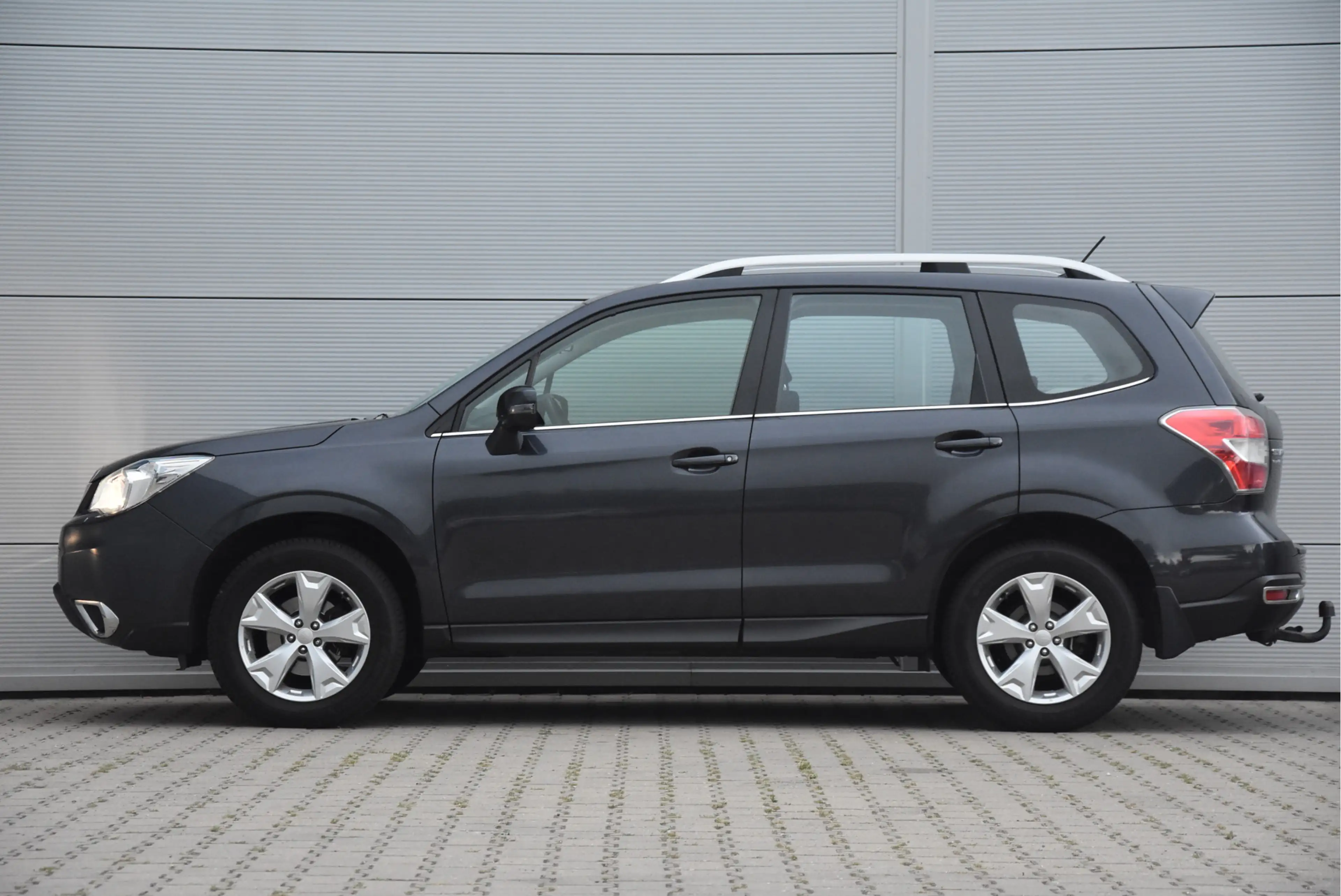 Subaru Forester 2.0 Luxury — photo 4