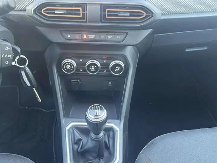 Dacia Sandero Stepway Comfort ECO-G (2021) 2021, foto 36