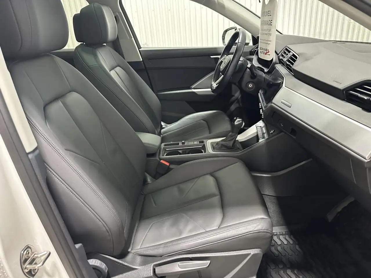 Audi Q3 снимка Audi Q3