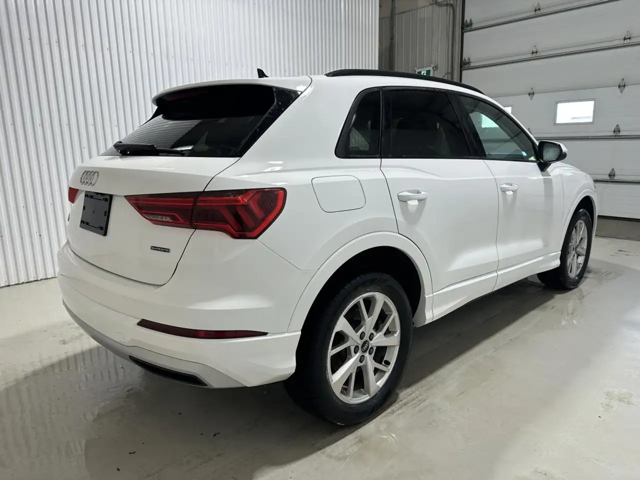 Audi Q3 снимка Audi Q3