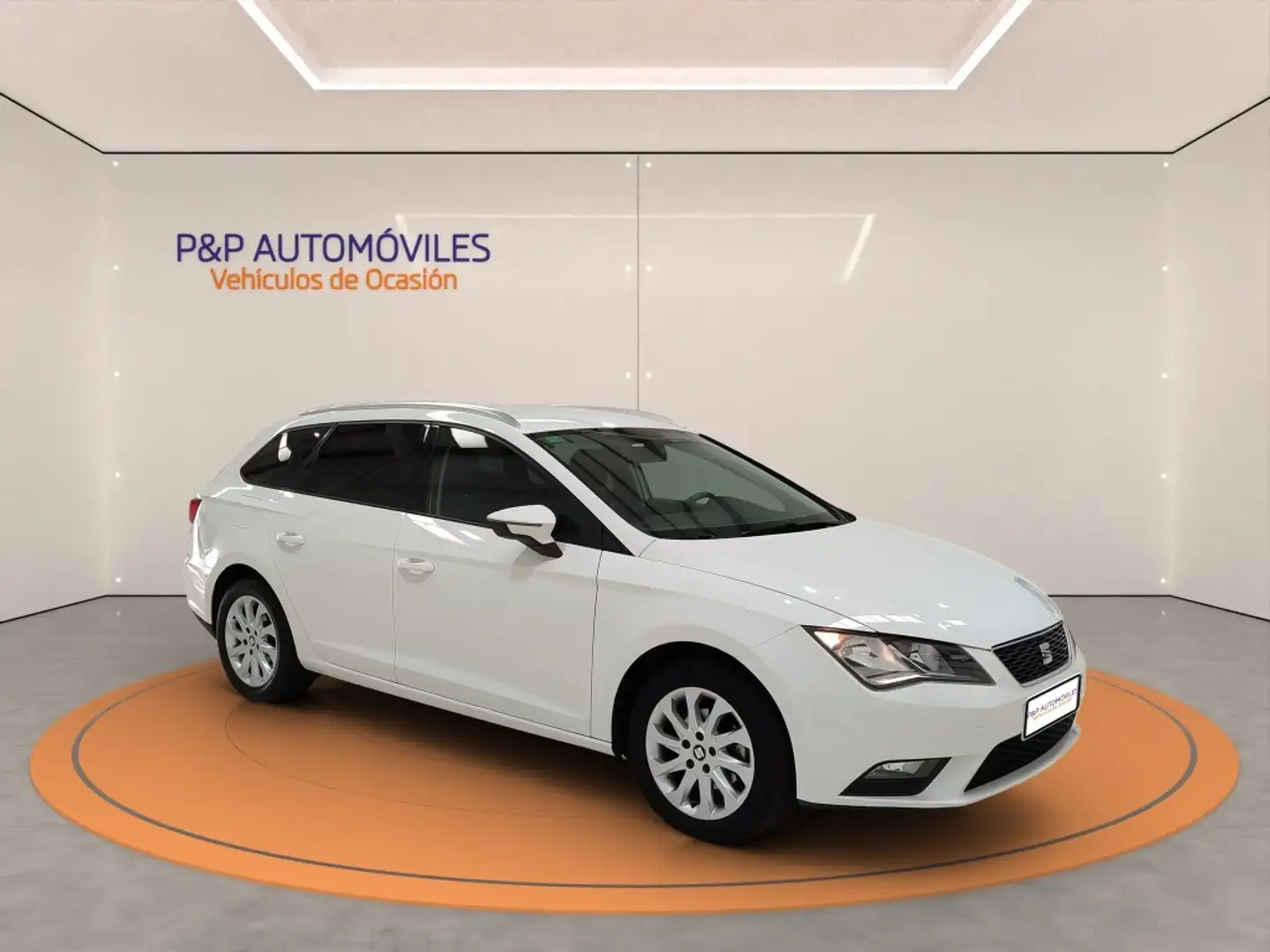 SEAT Leon ST 1.6TDI CR S&S Style 105 Blanco - 1