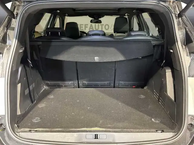 Peugeot 5008 view 7