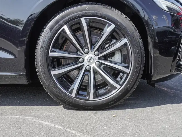 Volvo V60 view 7