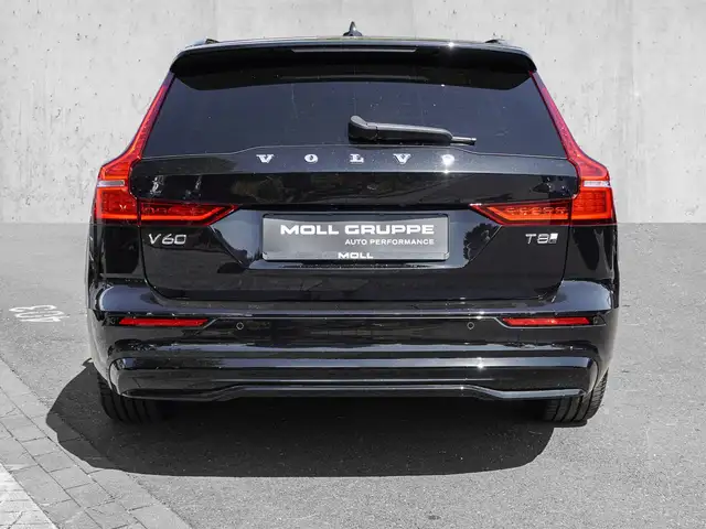 Volvo V60 view 4