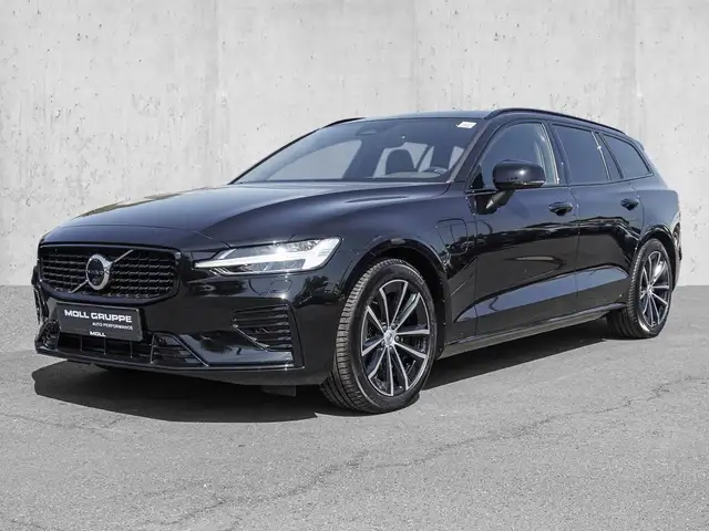 Volvo V60 view 2