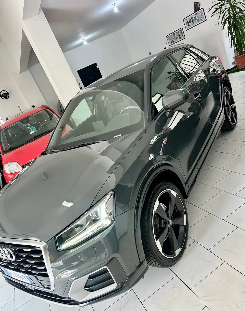 Audi Q2 1.4 tfsi SLINE Grigio - 1