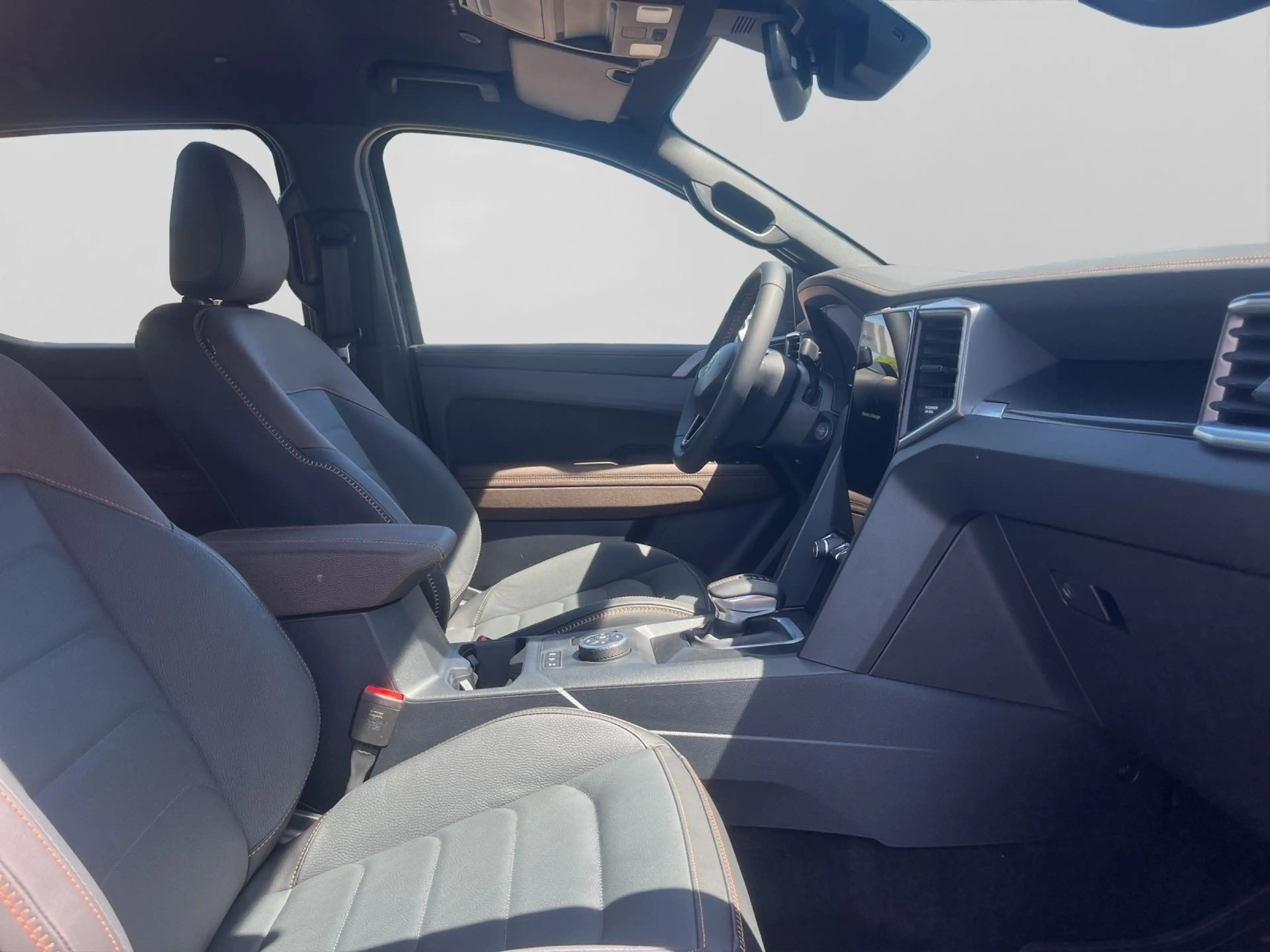 Volkswagen Amarok 3.0 TDI 4M PANAMERICANA LM20 AHK LEDER MA — photo 4