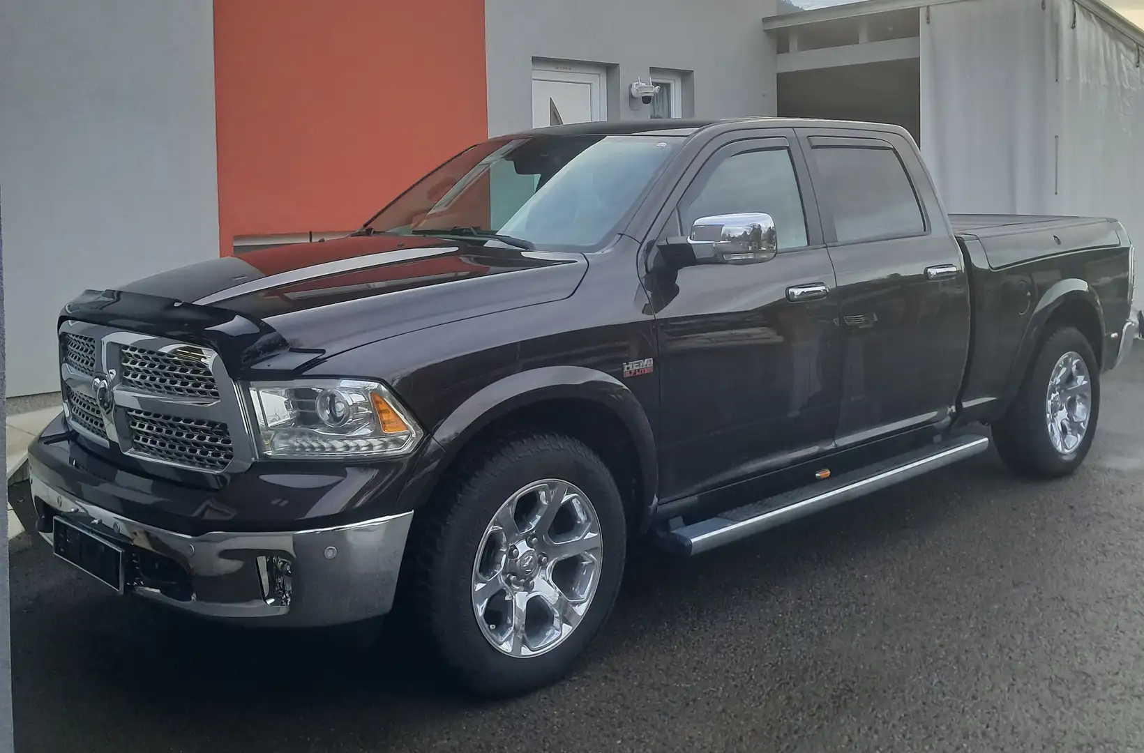 Dodge RAM Ram 1500 crew cab laramie long Braun - 1